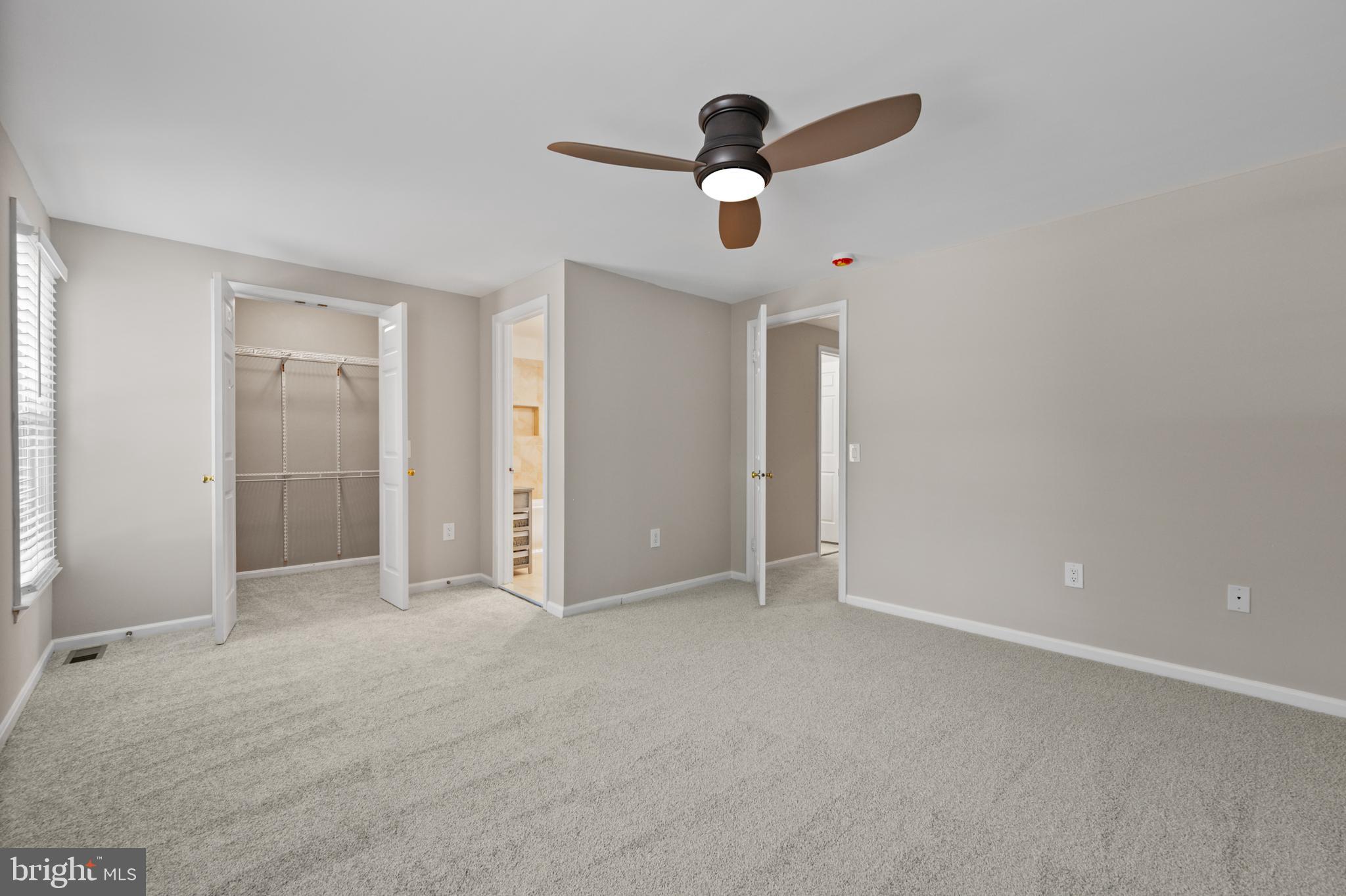 11455 Oak Leaf Dr