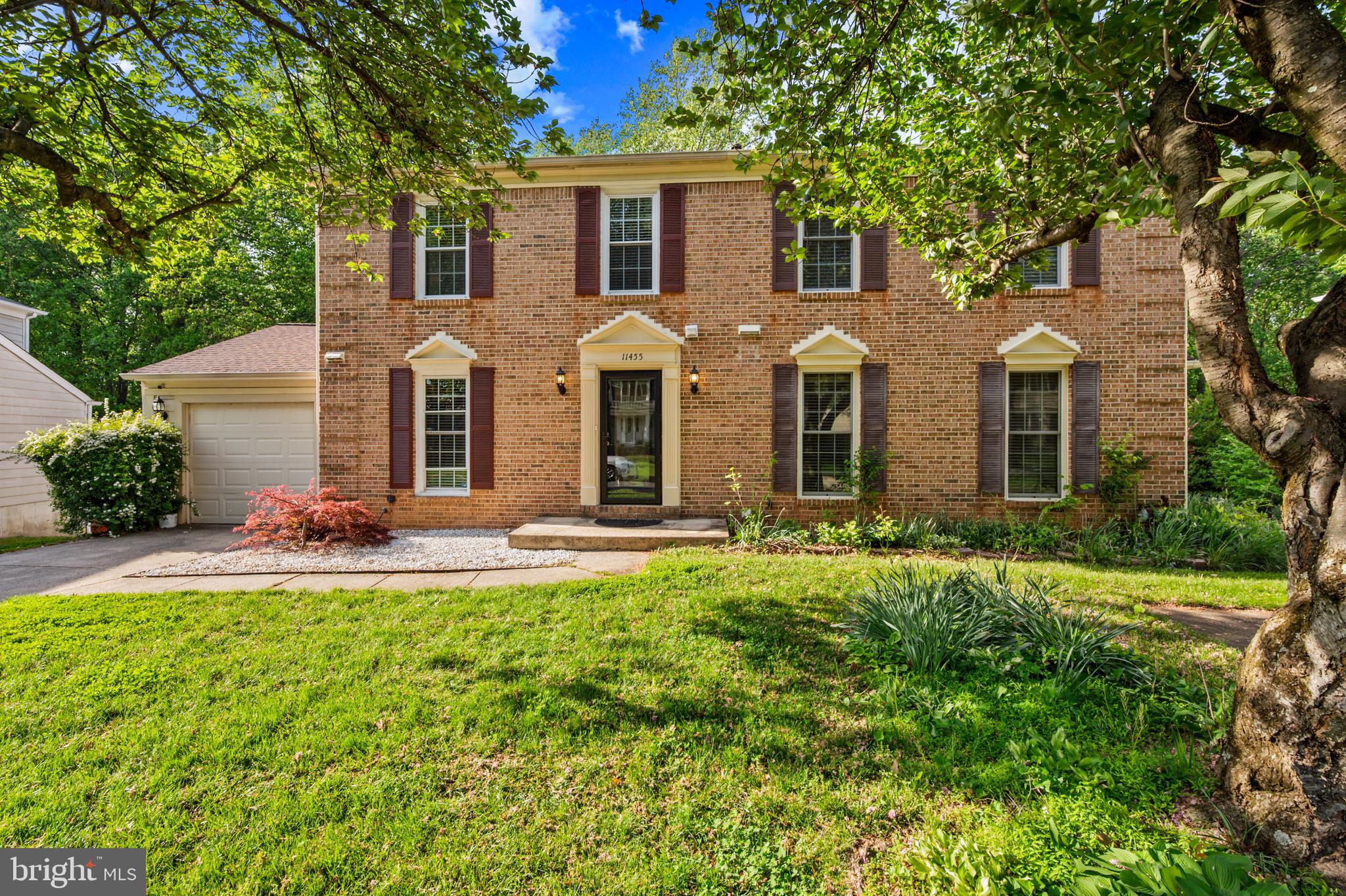 11455 Oak Leaf Dr