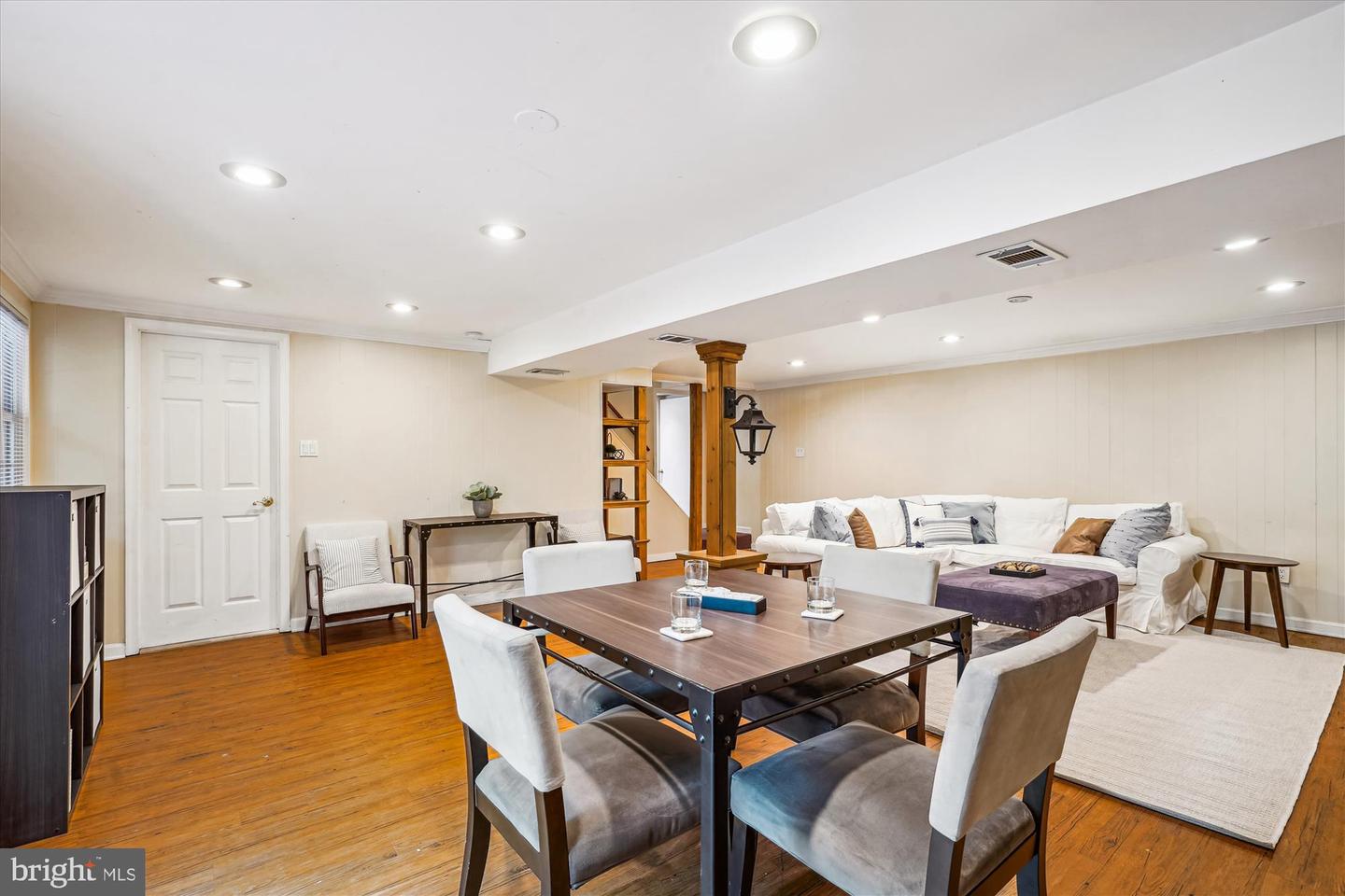 8322 Cushing Ct