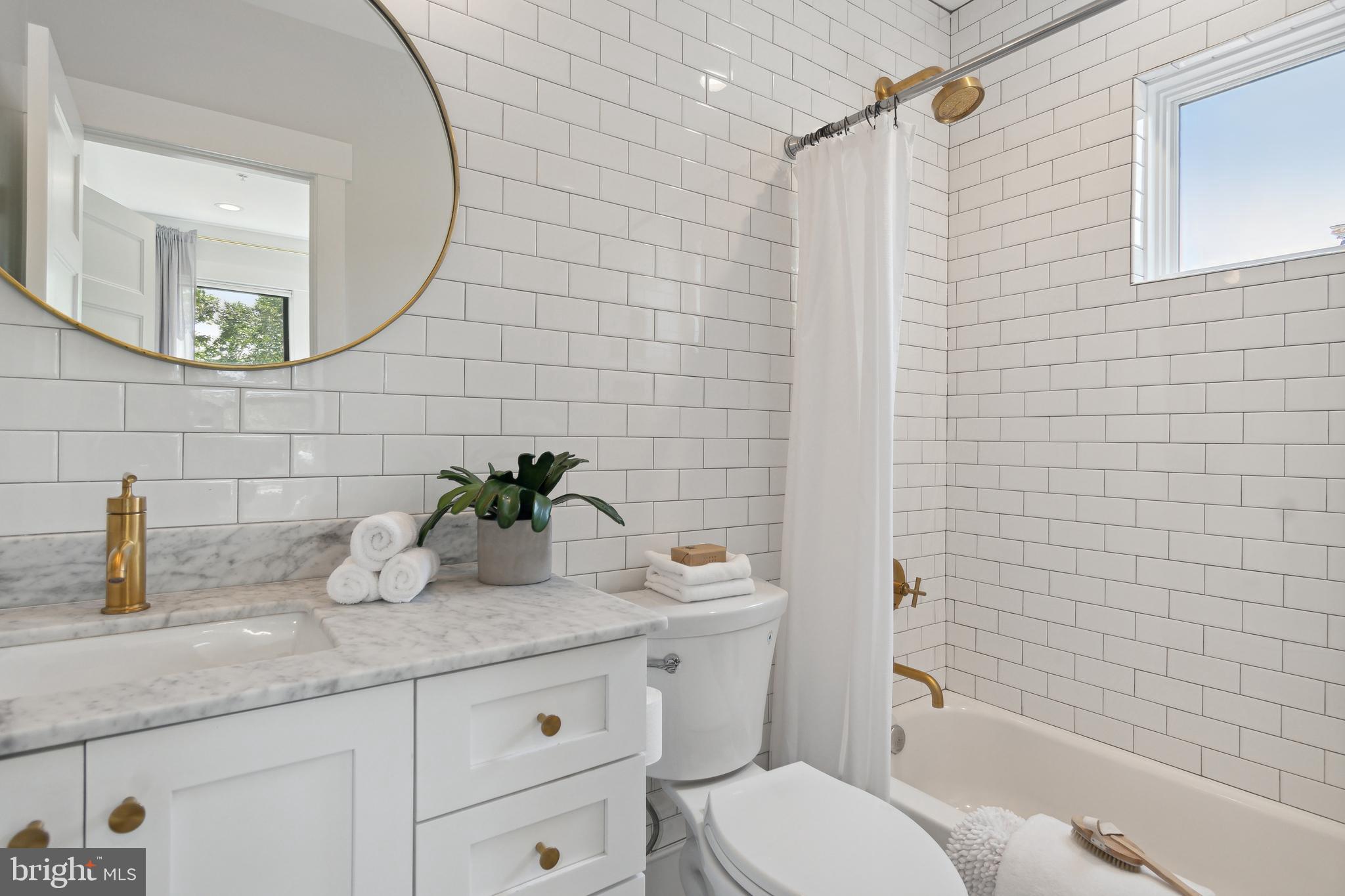 3645 Warder St NW #2