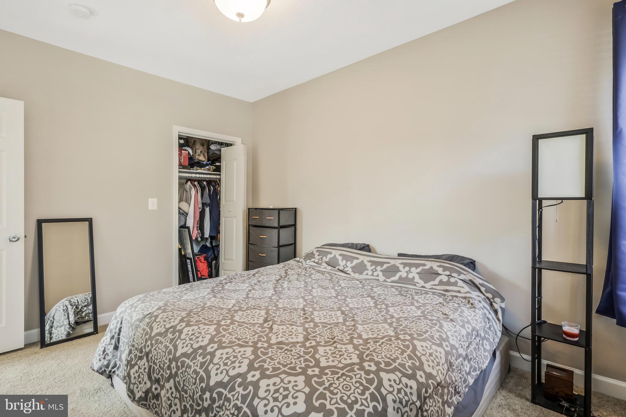 1628 Eckington Pl NE