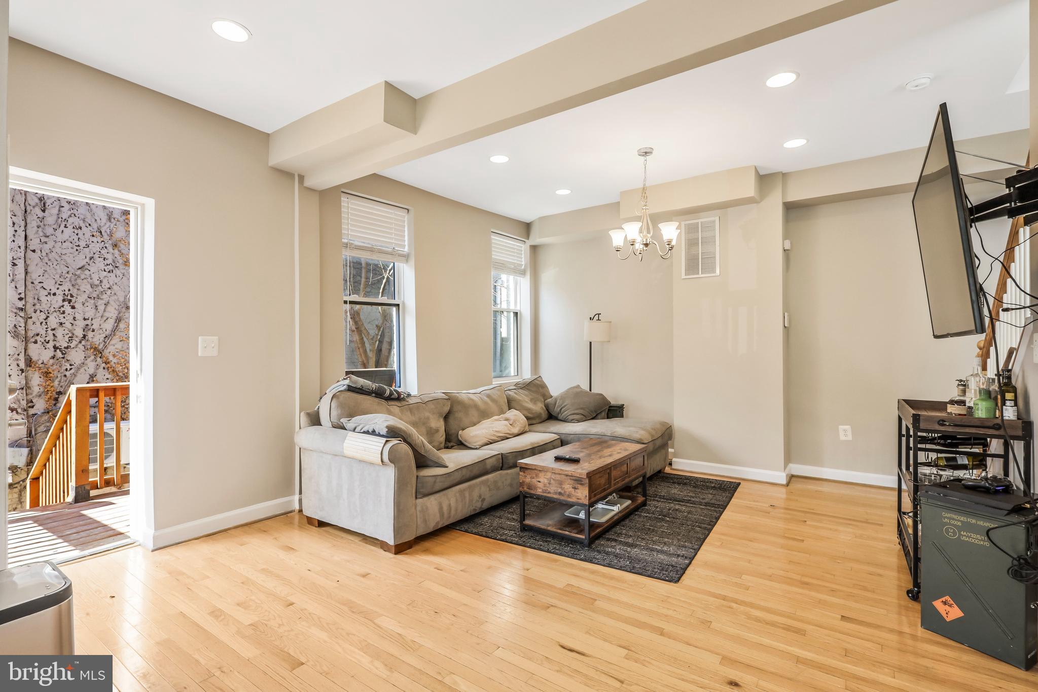 1628 Eckington Pl NE