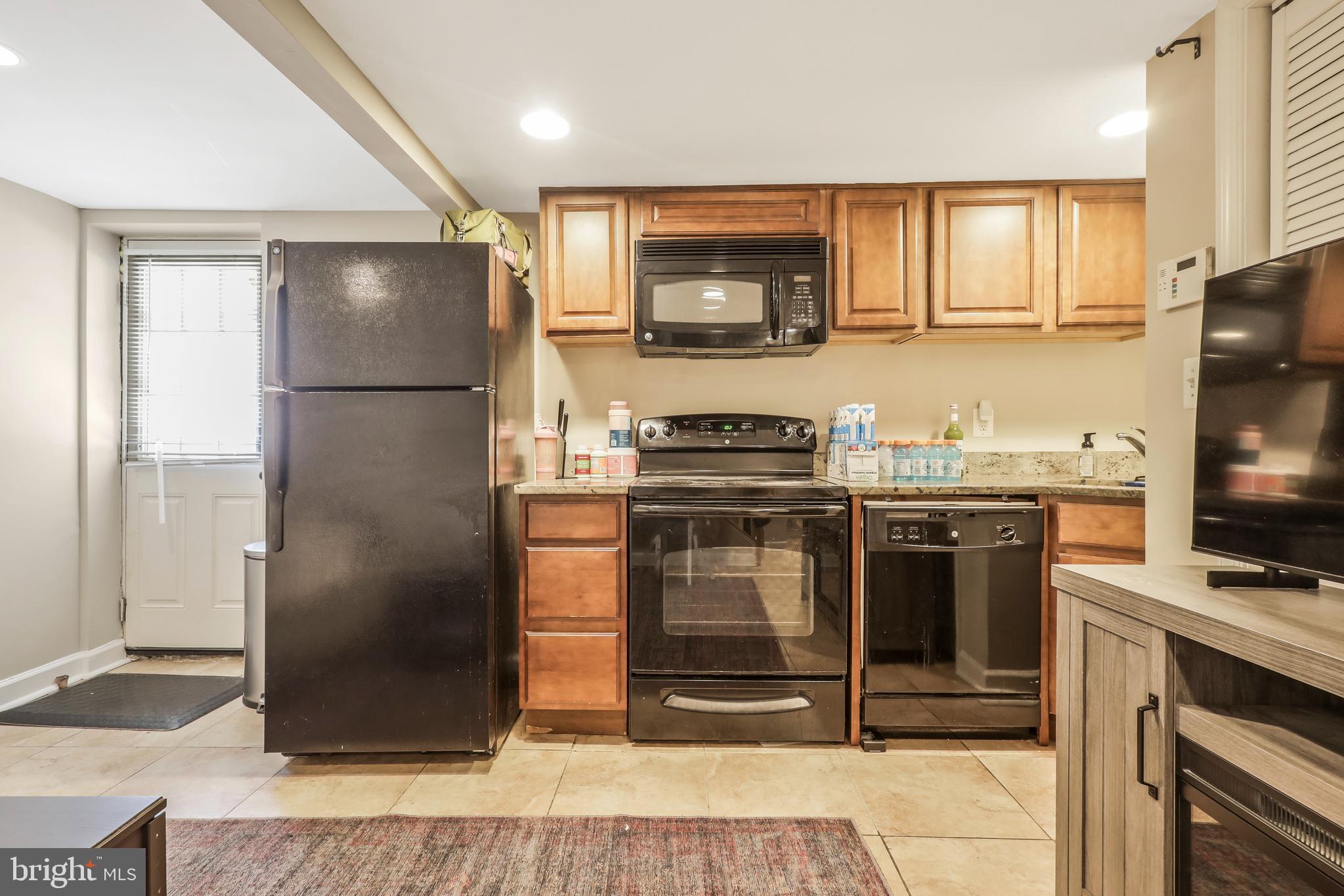 1628 Eckington Pl NE