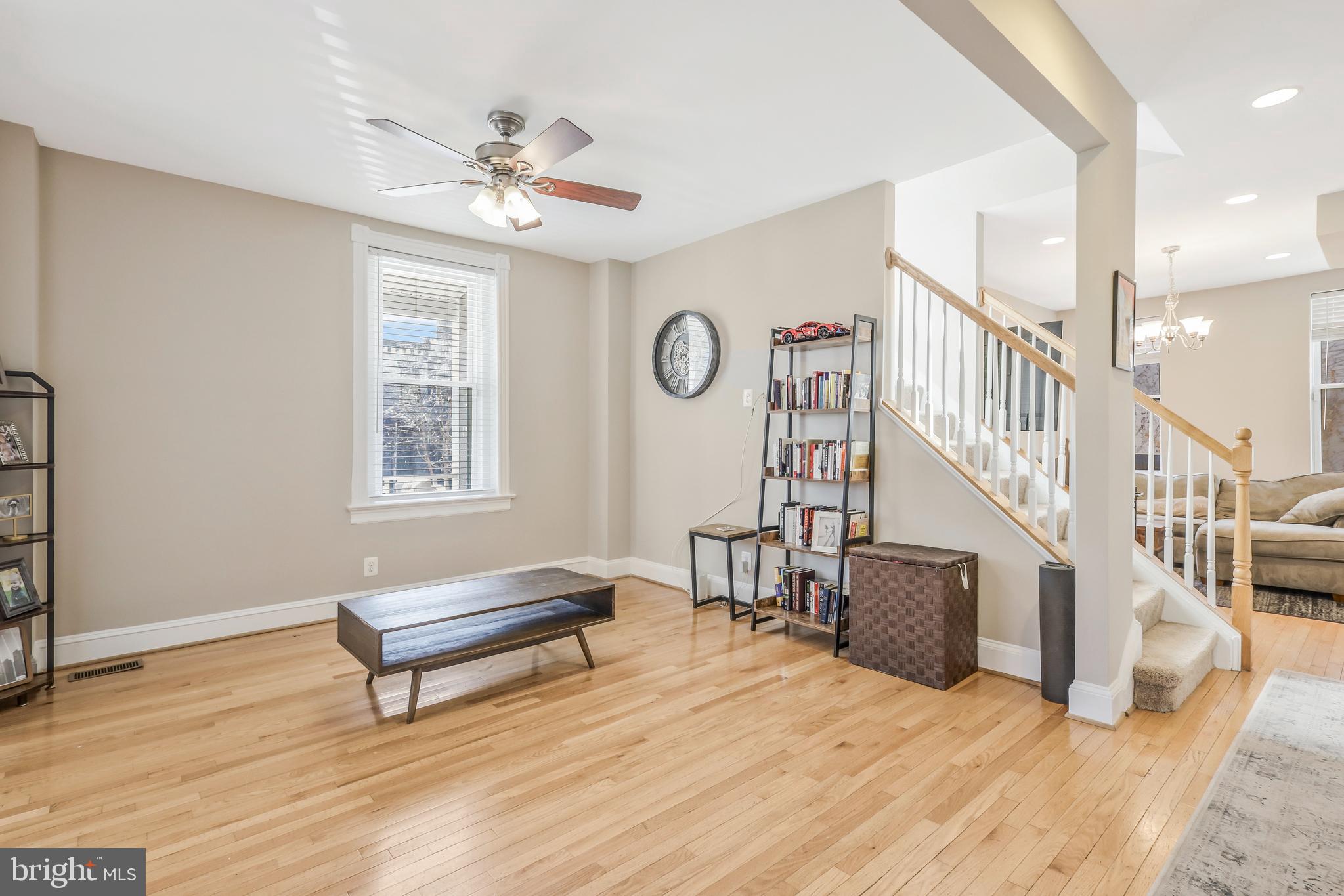 1628 Eckington Pl NE