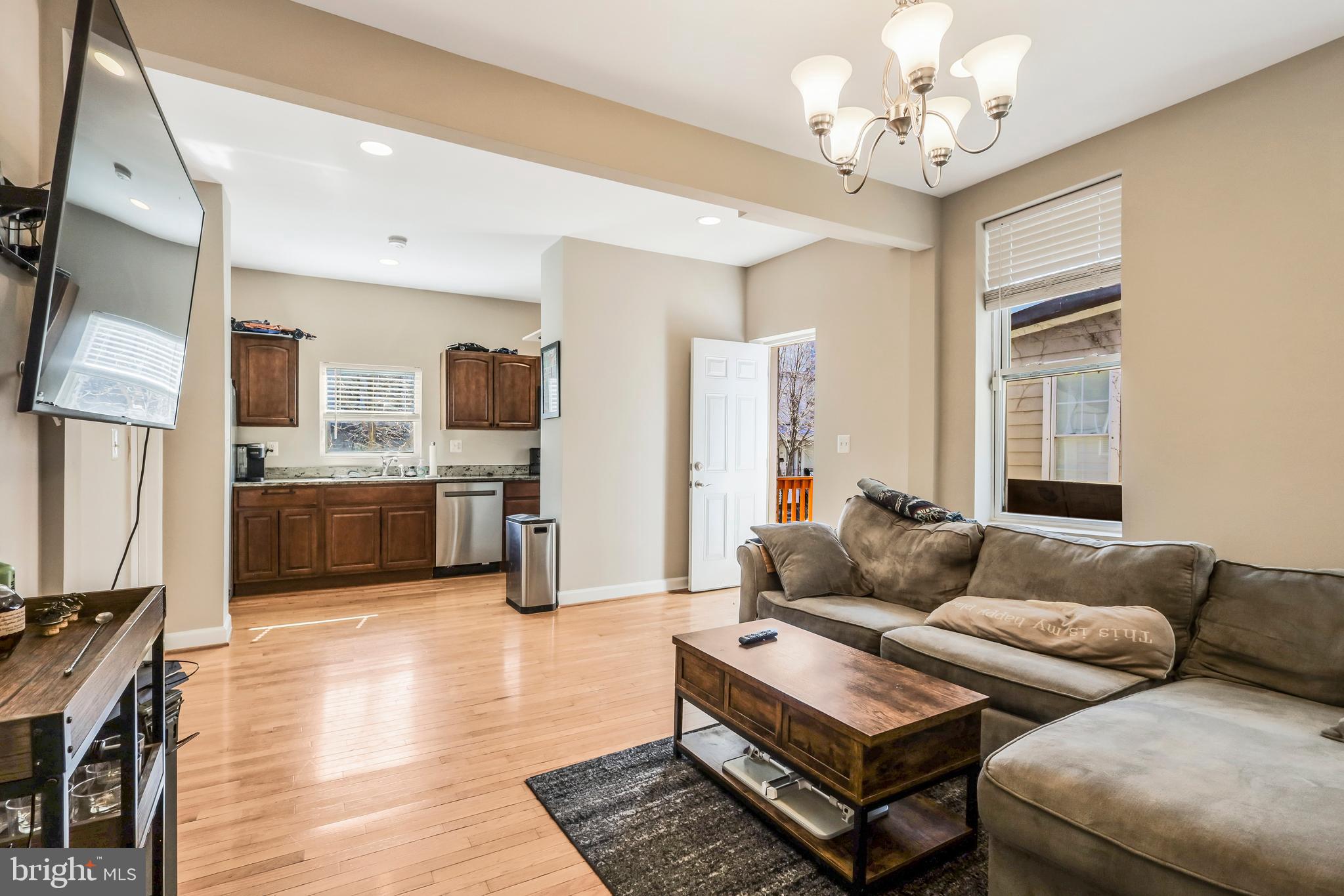 1628 Eckington Pl NE