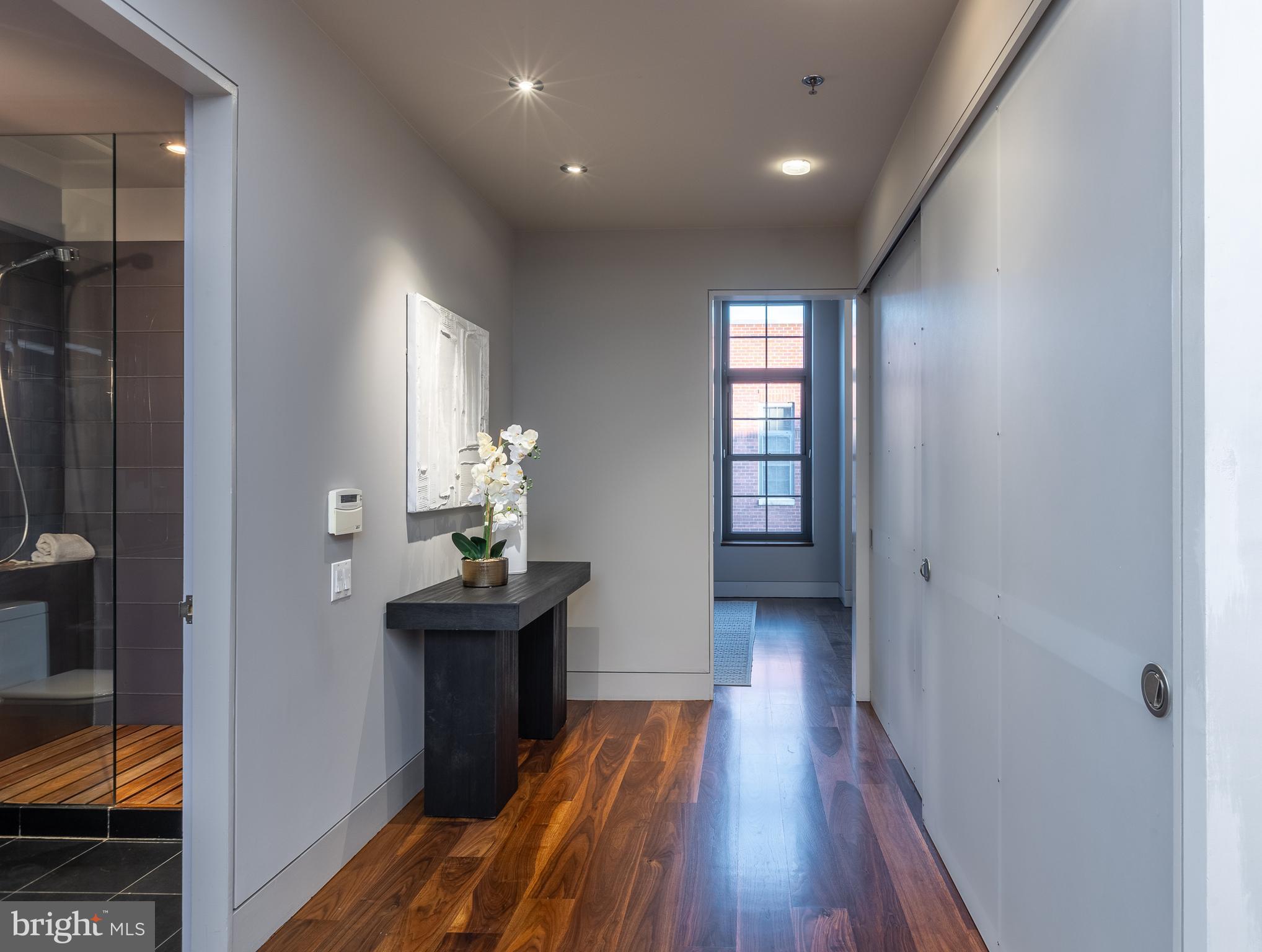 2328 Champlain St NW #416