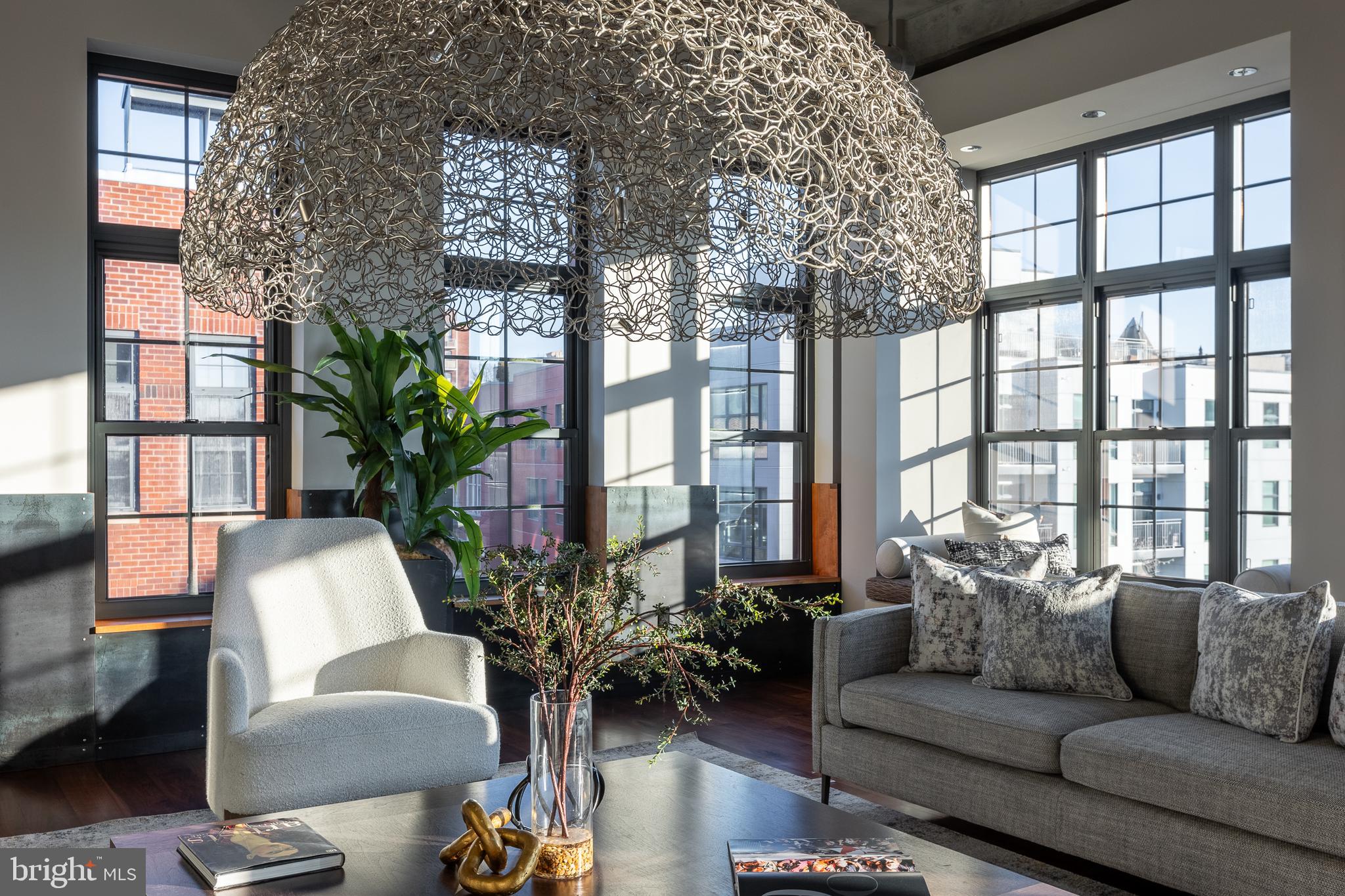 2328 Champlain St NW #416