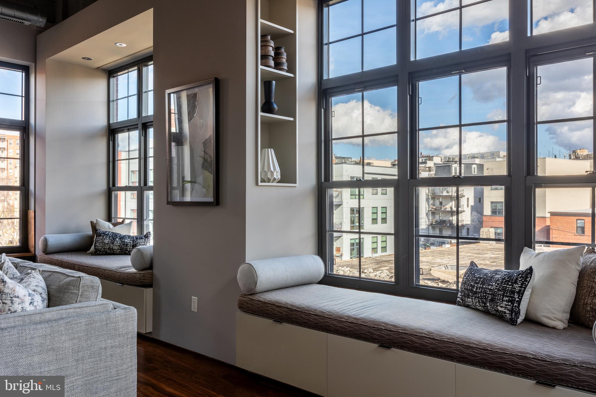 2328 Champlain St NW #416