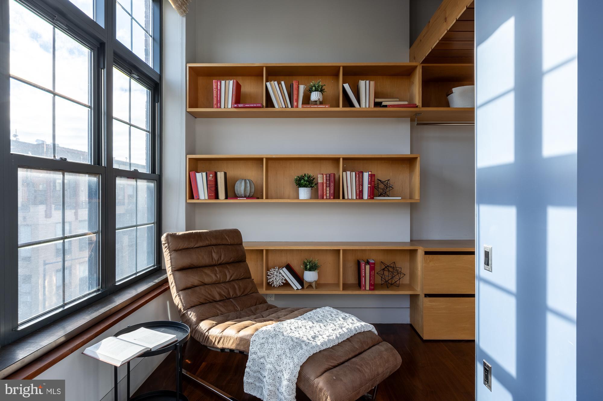 2328 Champlain St NW #416