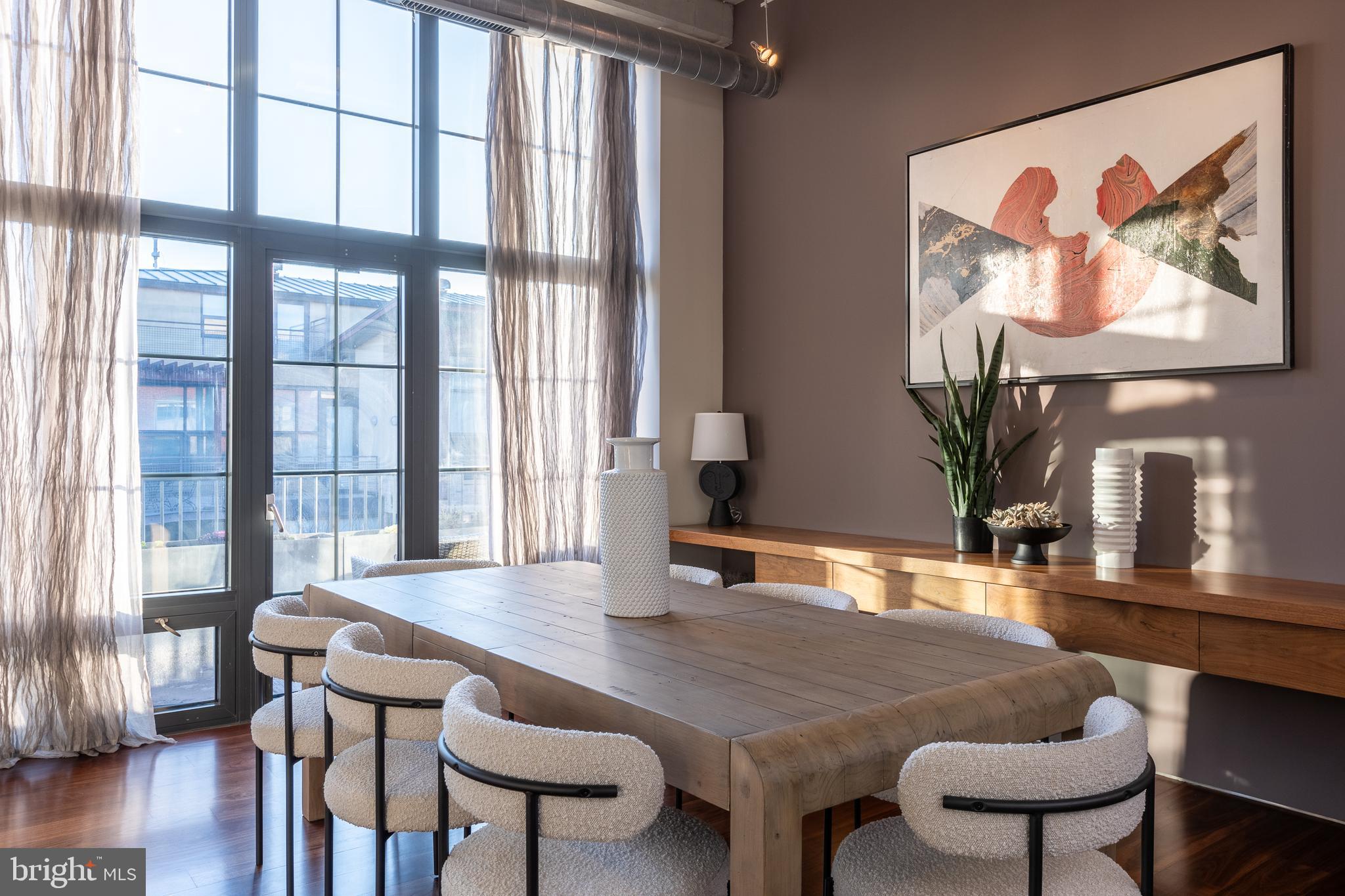 2328 Champlain St NW #416