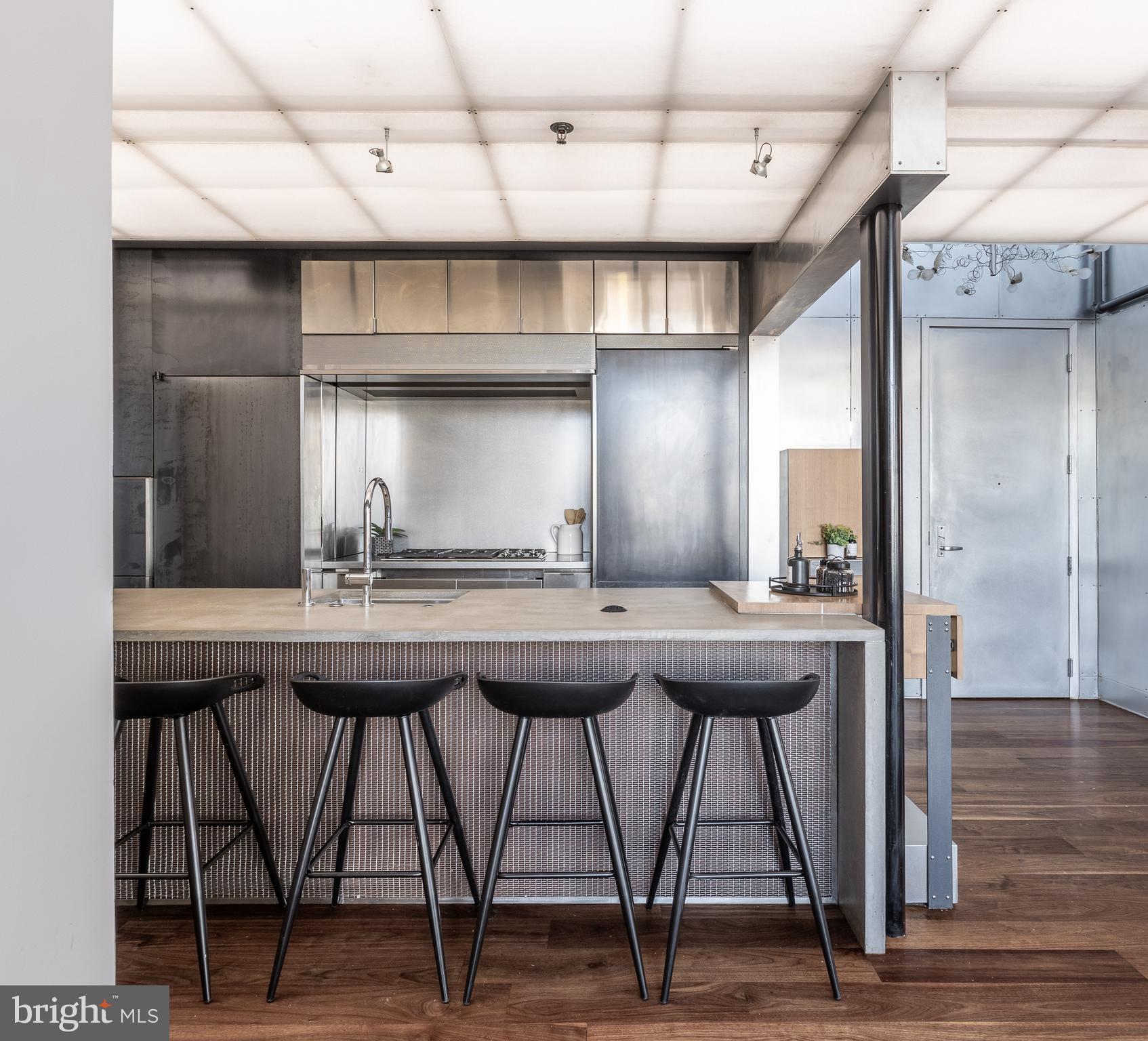 2328 Champlain St NW #416