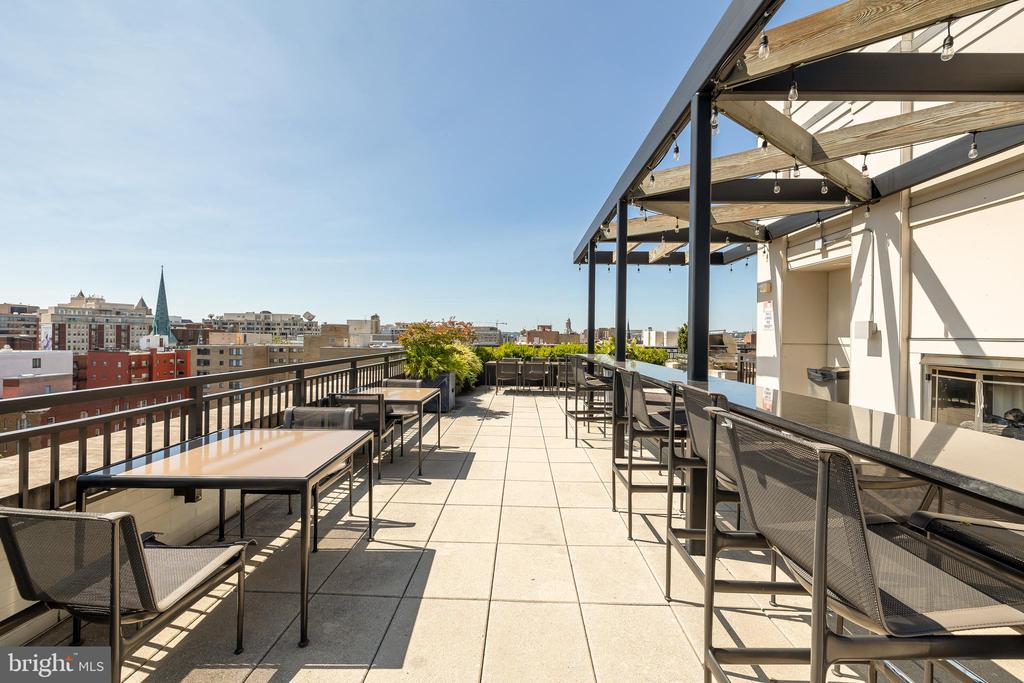 1011 M St NW #602