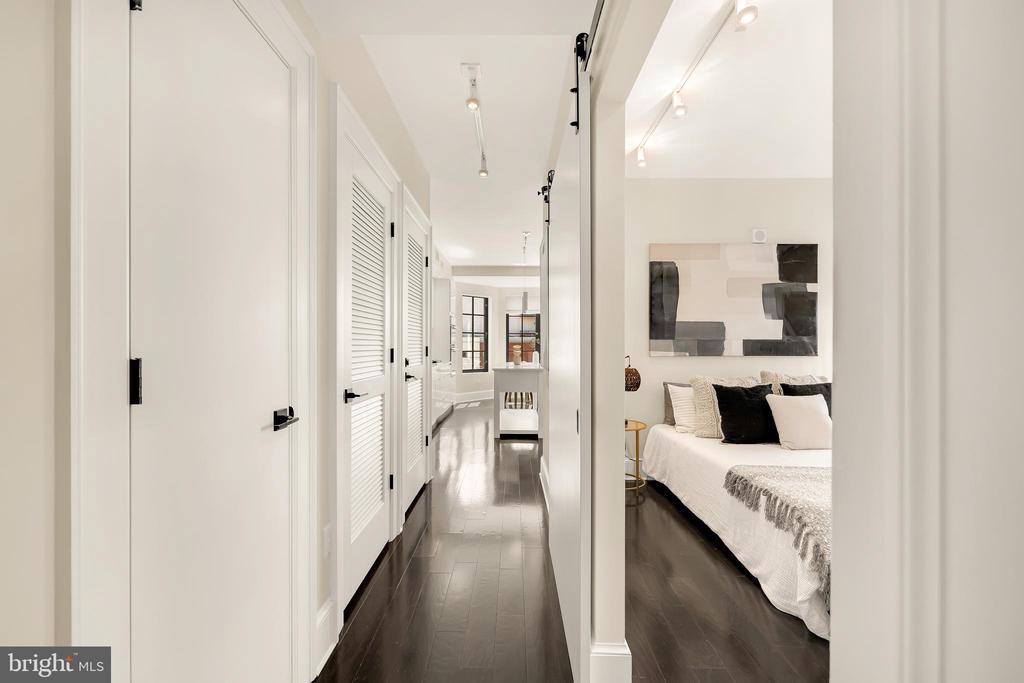1011 M St NW #602