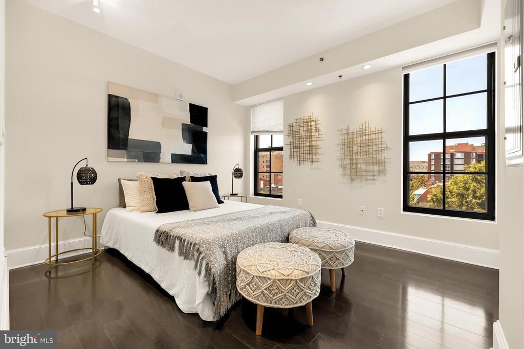 1011 M St NW #602