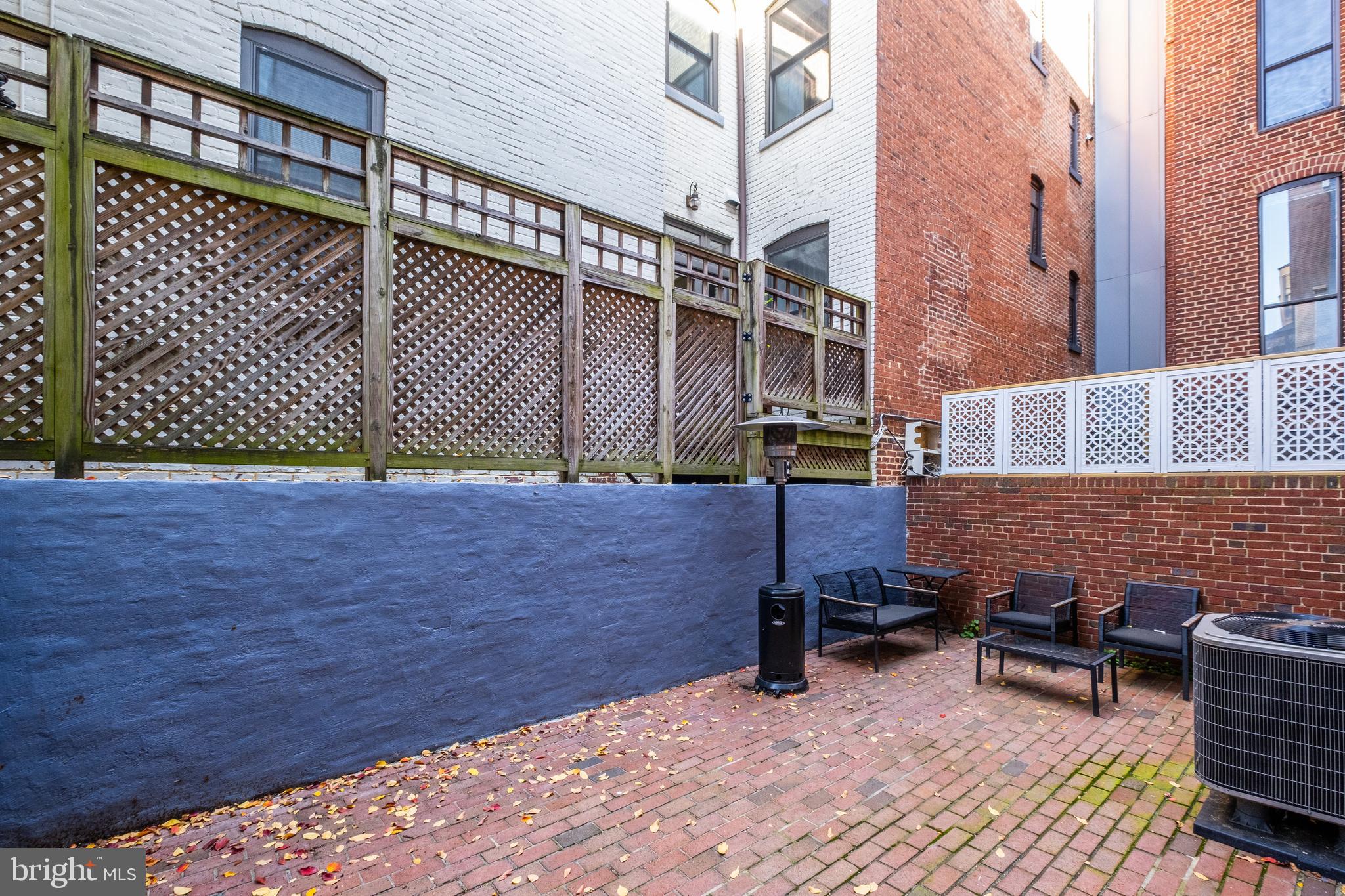 2105 O ST NW #LOWER UNIT