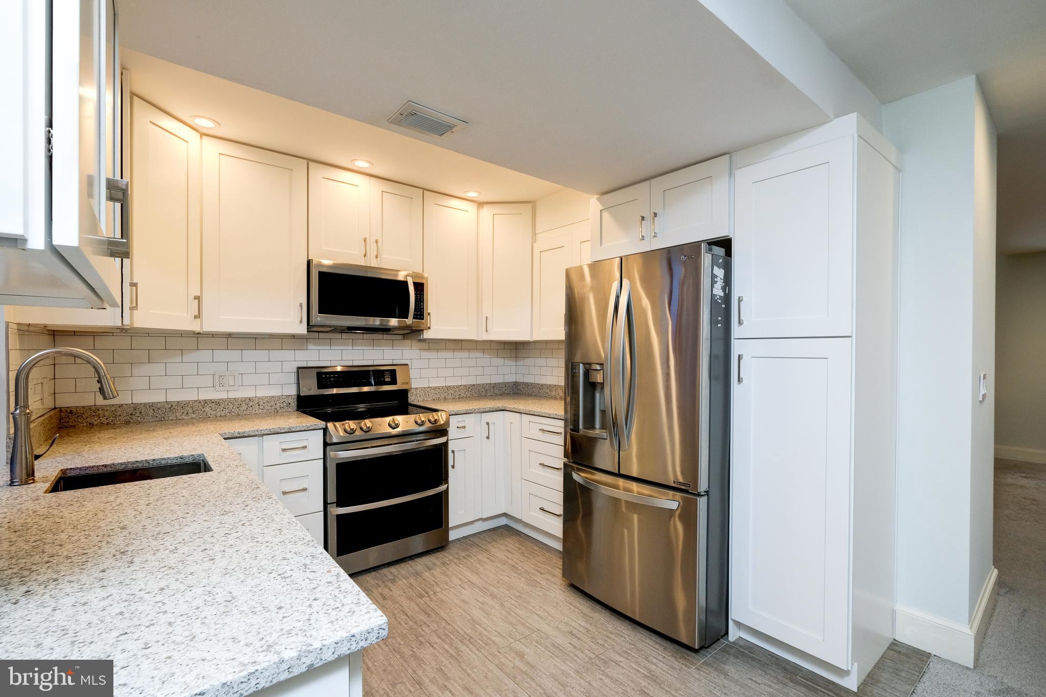 2105 O ST NW #LOWER UNIT