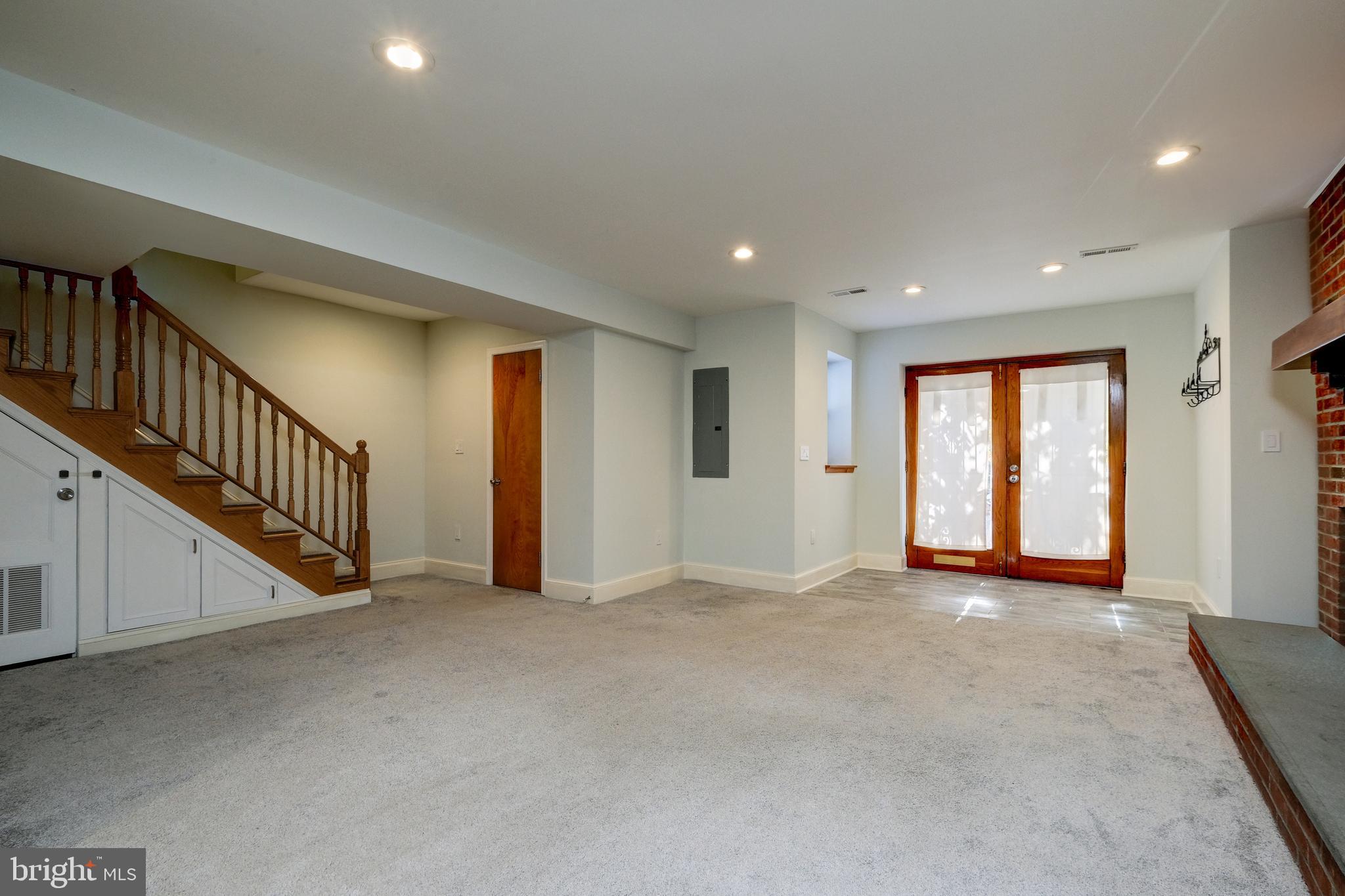 2105 O ST NW #LOWER UNIT