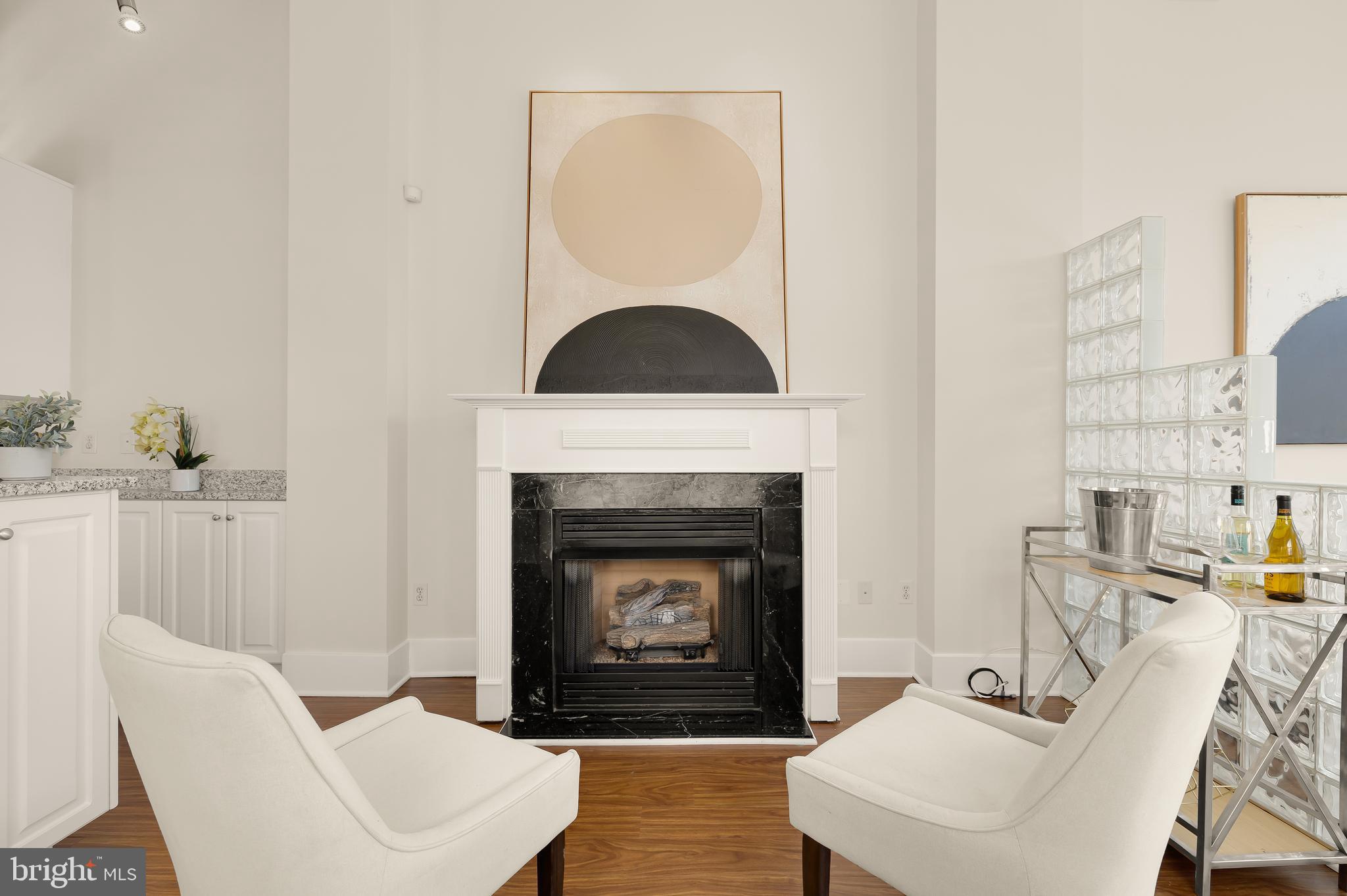 2328 Champlain St NW #406