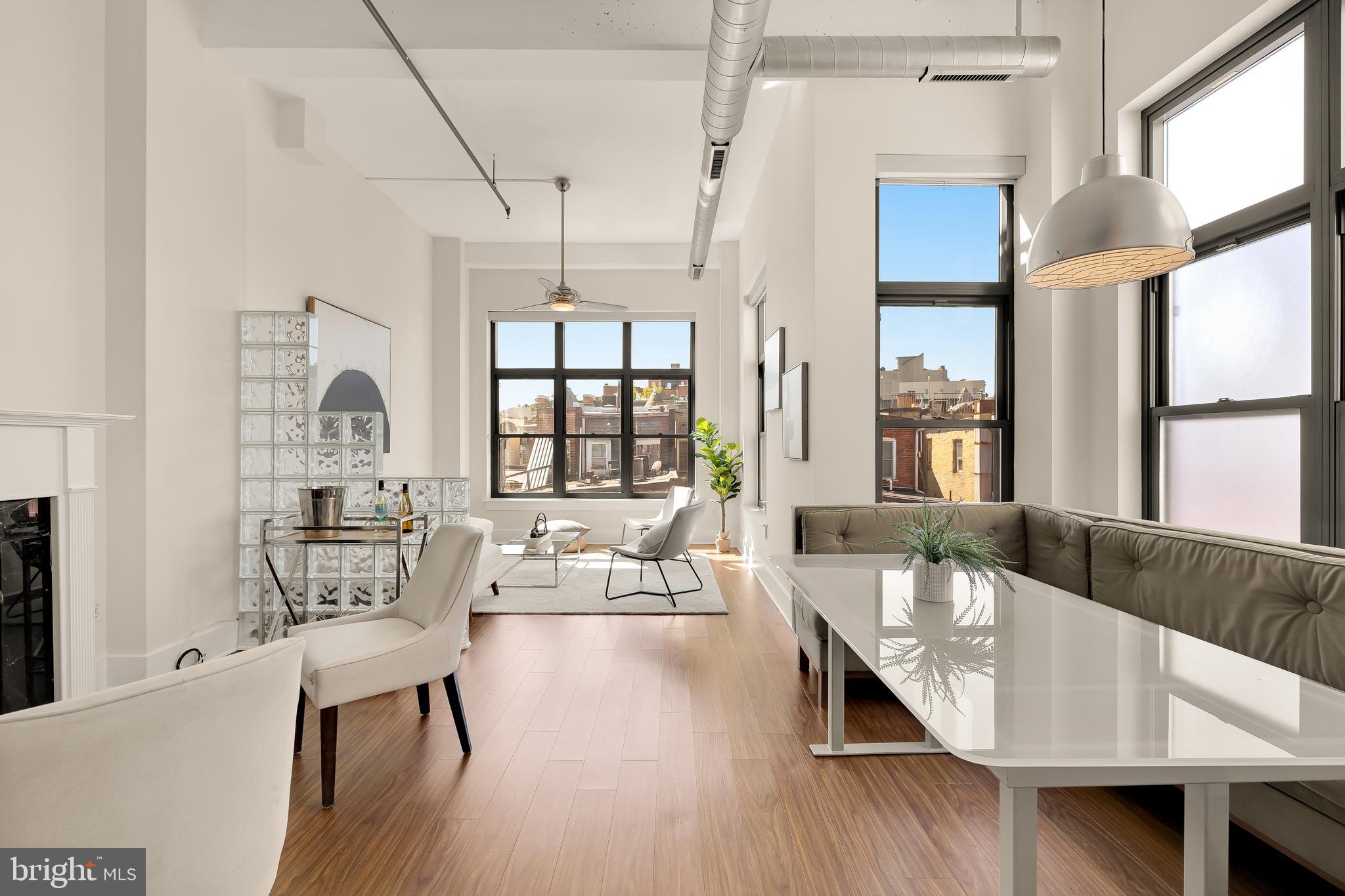 2328 Champlain St NW #406