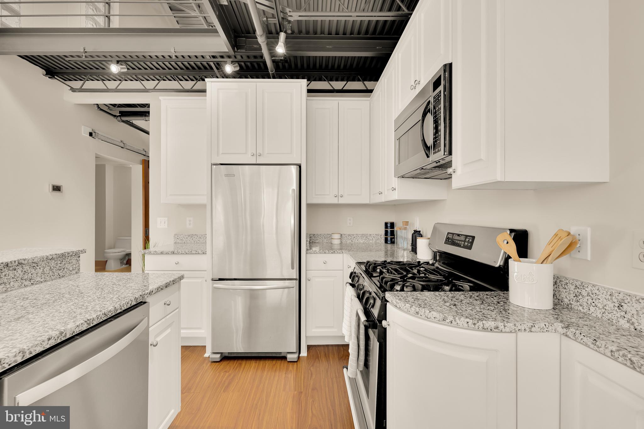 2328 Champlain St NW #406