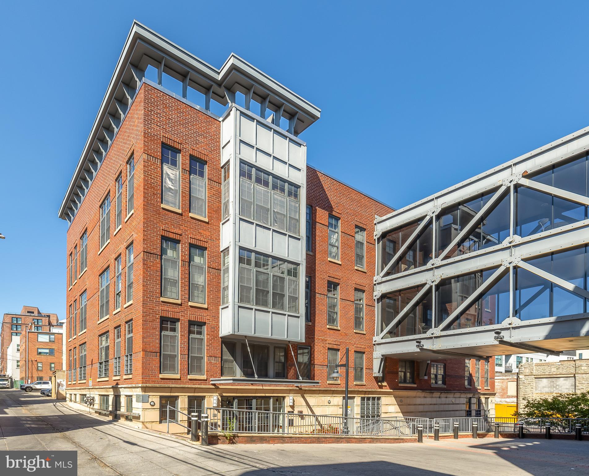 2328 Champlain St NW #406