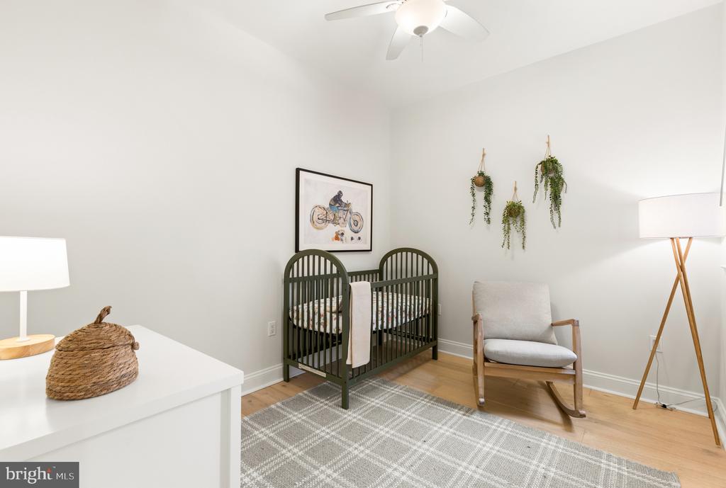 1464 Harvard St NW #3