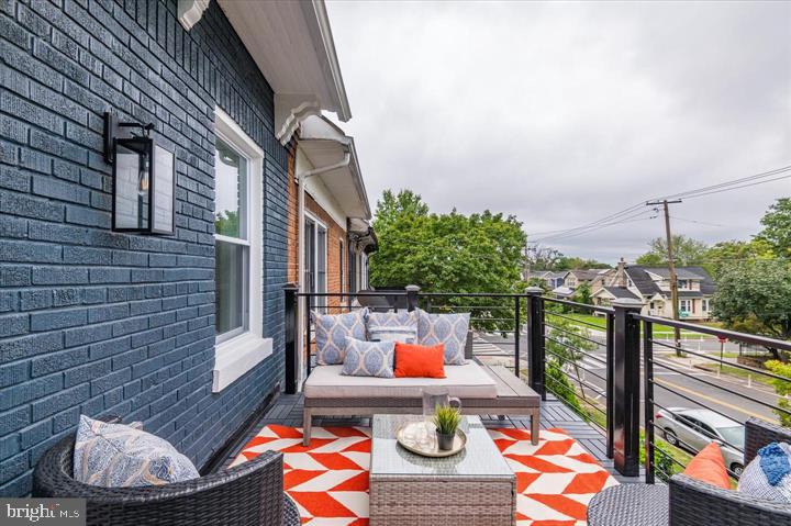 5407 13TH STREET NW
