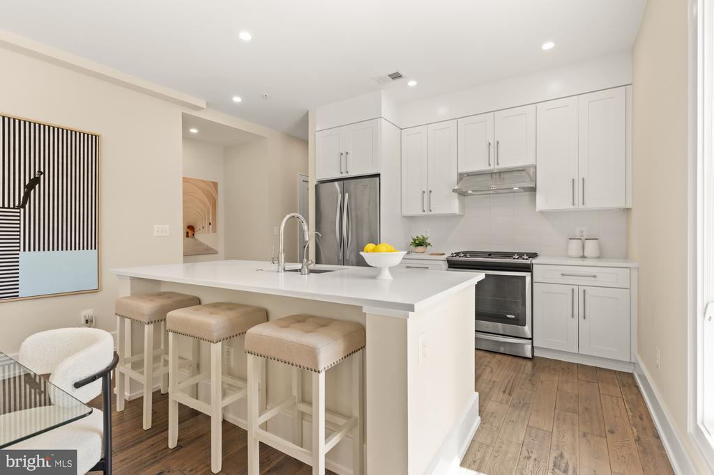 16 Grant Cir NW #2