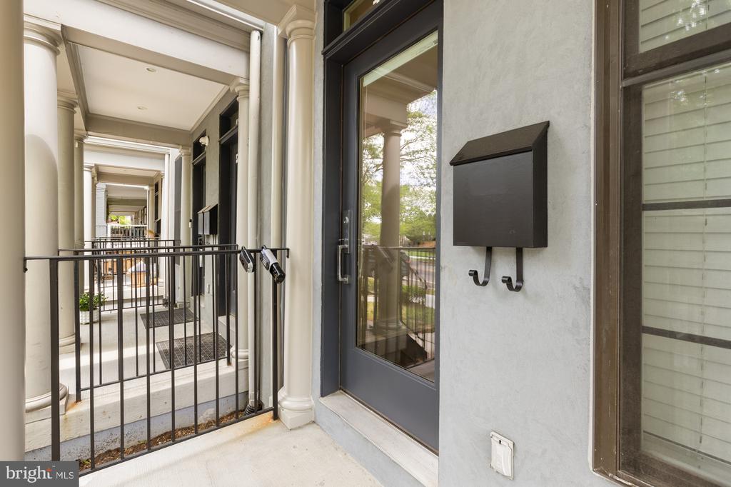 16 Grant Cir NW #2