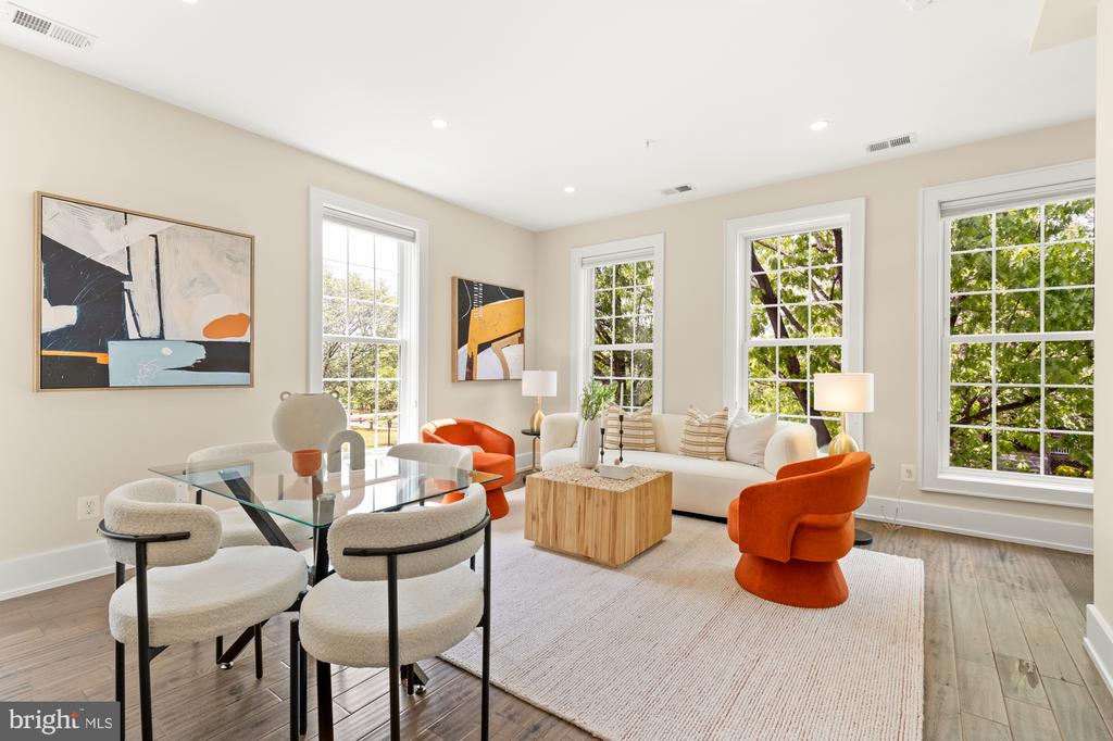 16 Grant Cir NW #2