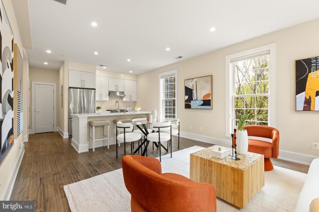 16 Grant Cir NW #2