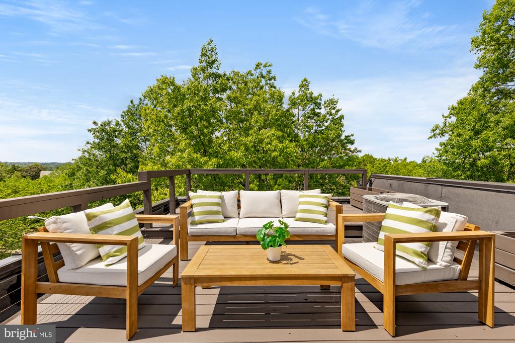 16 Grant Cir NW #2