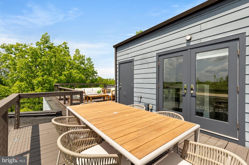 16 Grant Cir NW #2