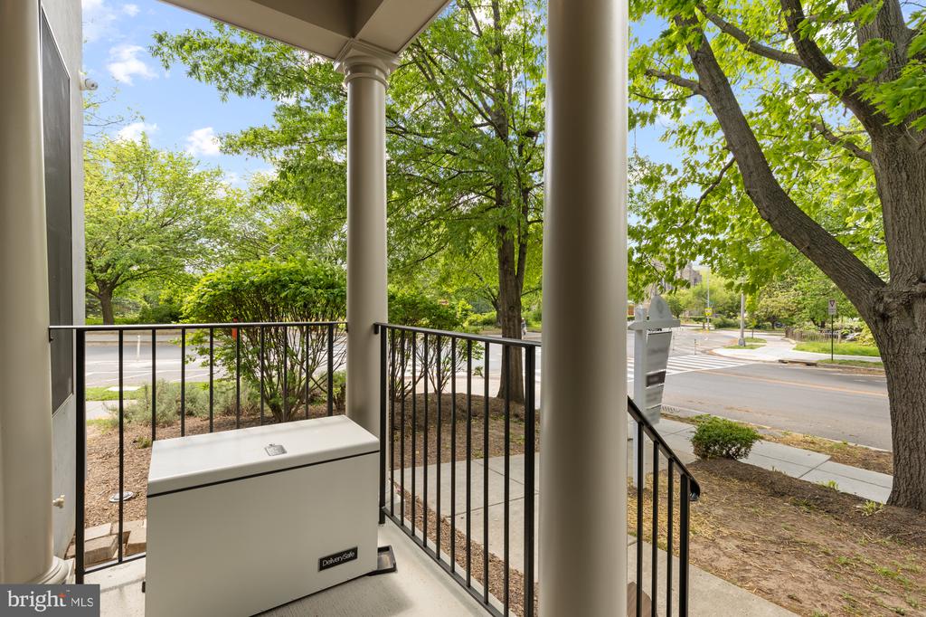 16 Grant Cir NW #2
