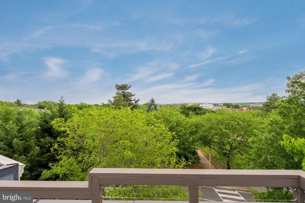 16 Grant Cir NW #2