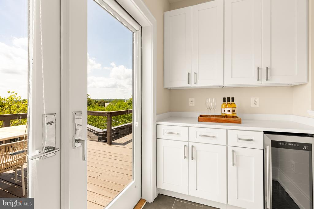 16 Grant Cir NW #2