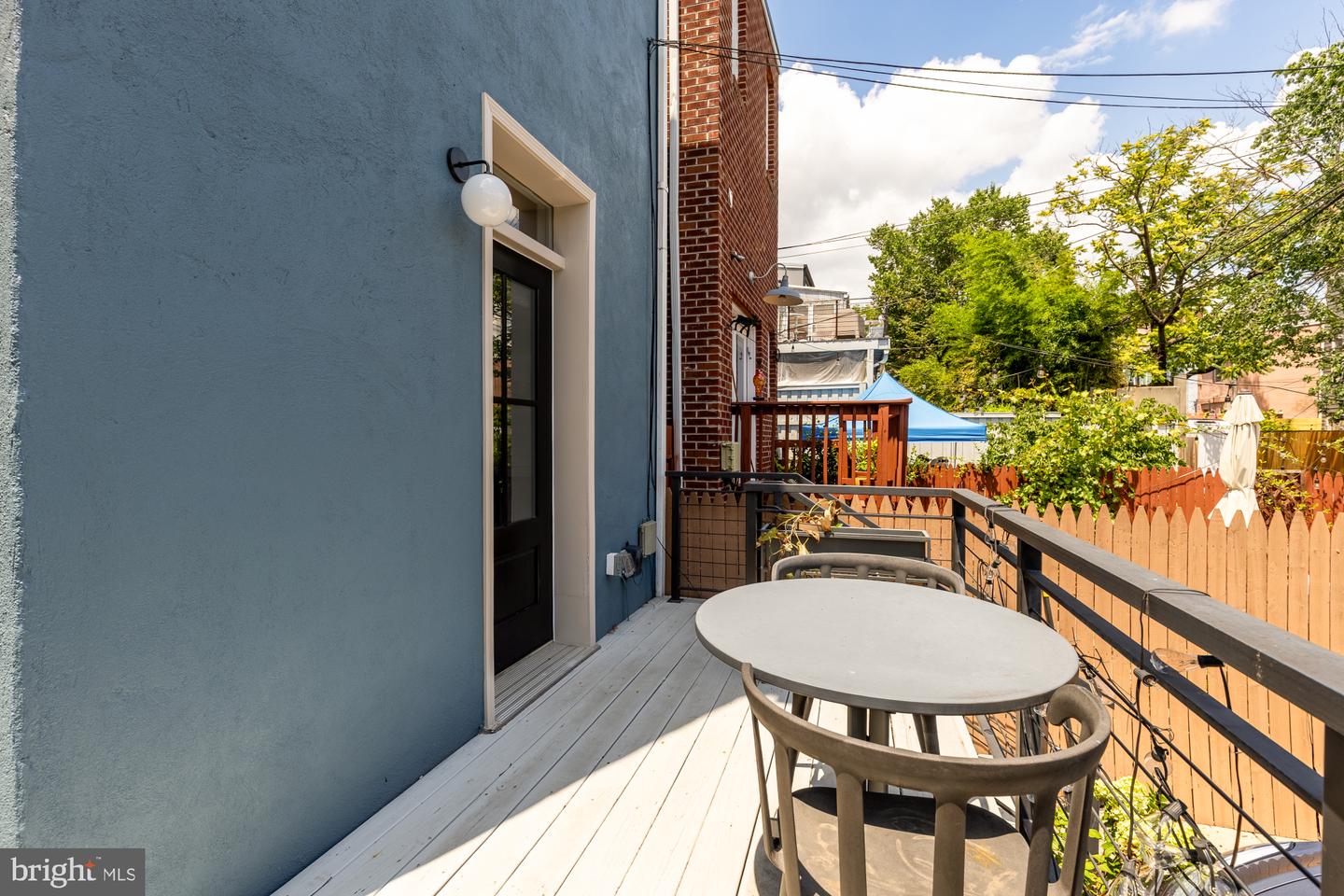 2221 13th St NW
