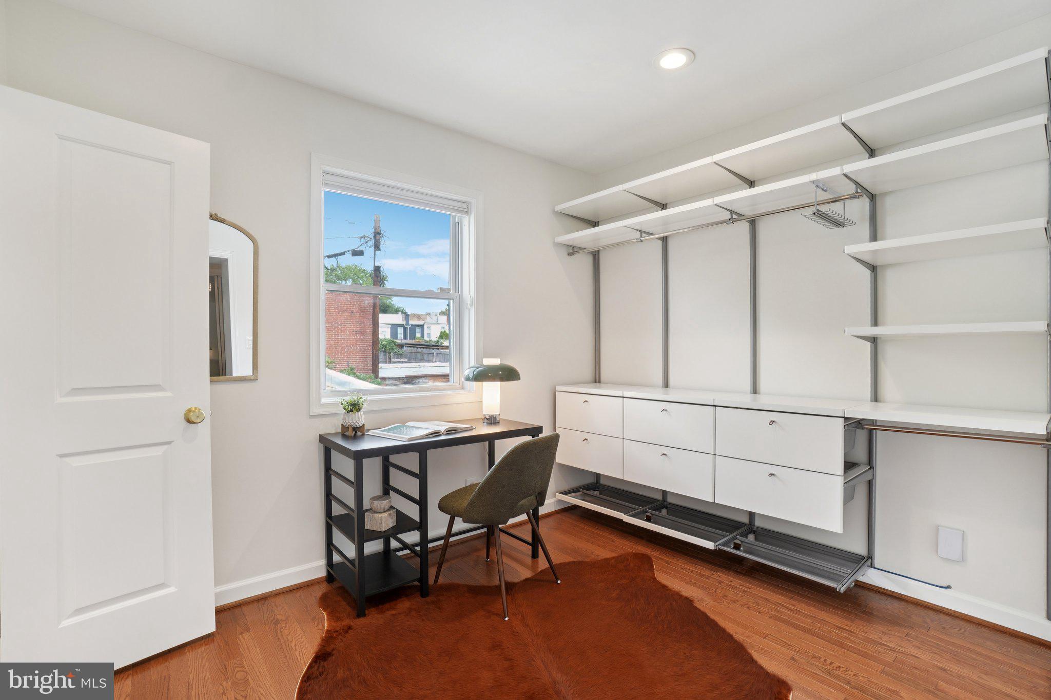 521 IRVING STREET NW