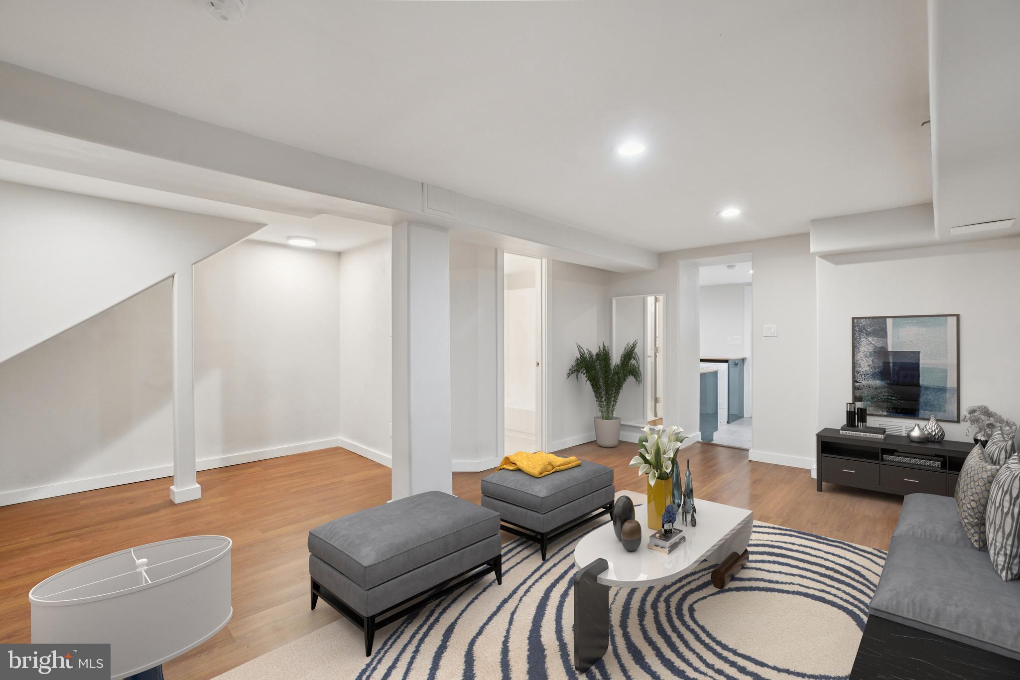 521 IRVING STREET NW