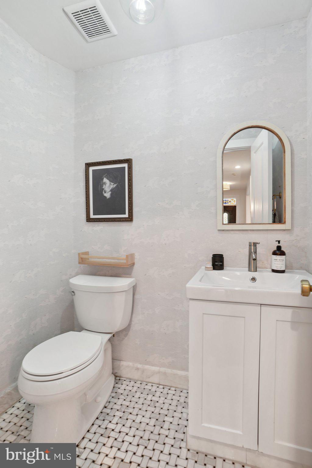 521 IRVING STREET NW