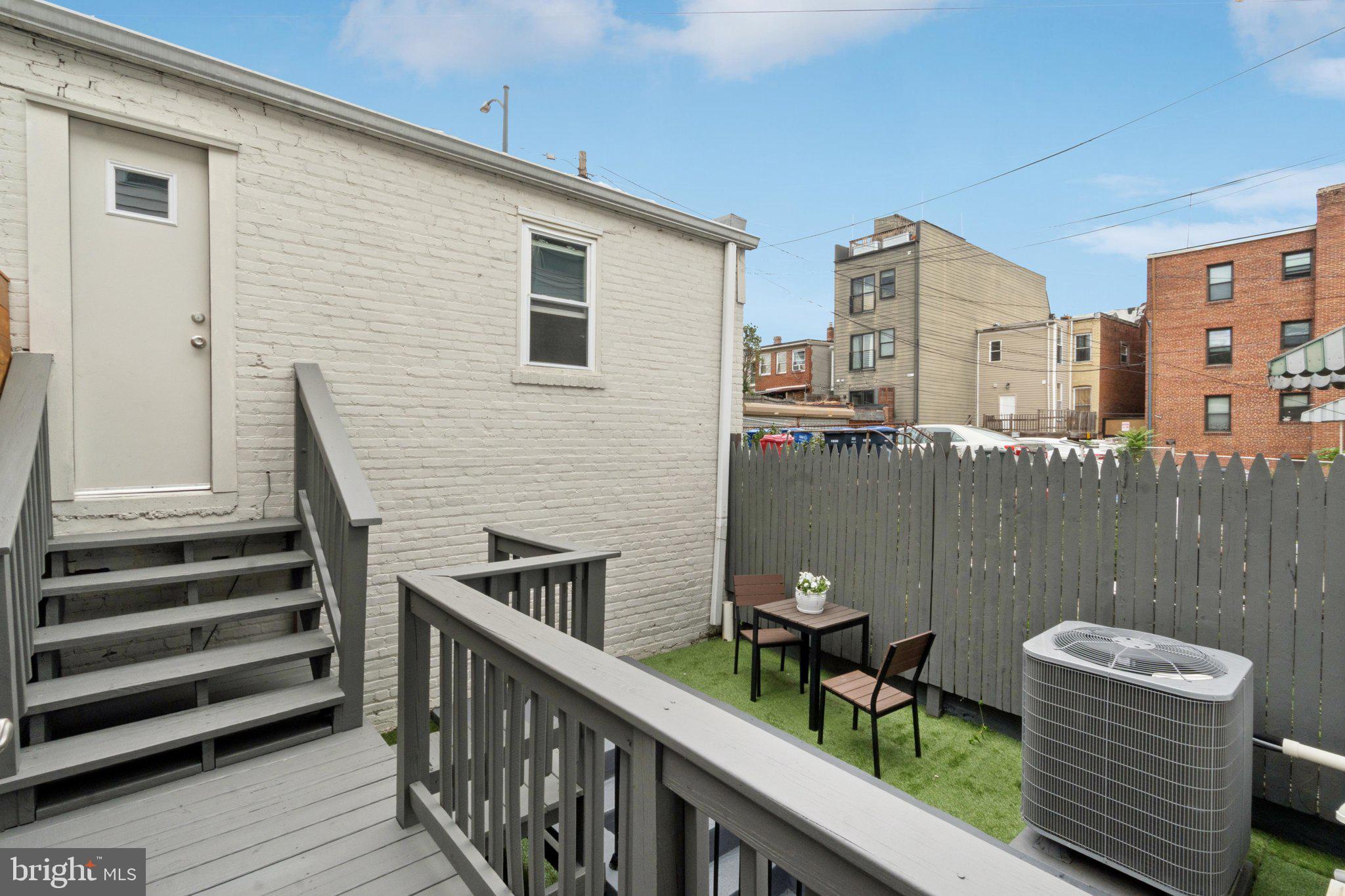 521 IRVING STREET NW