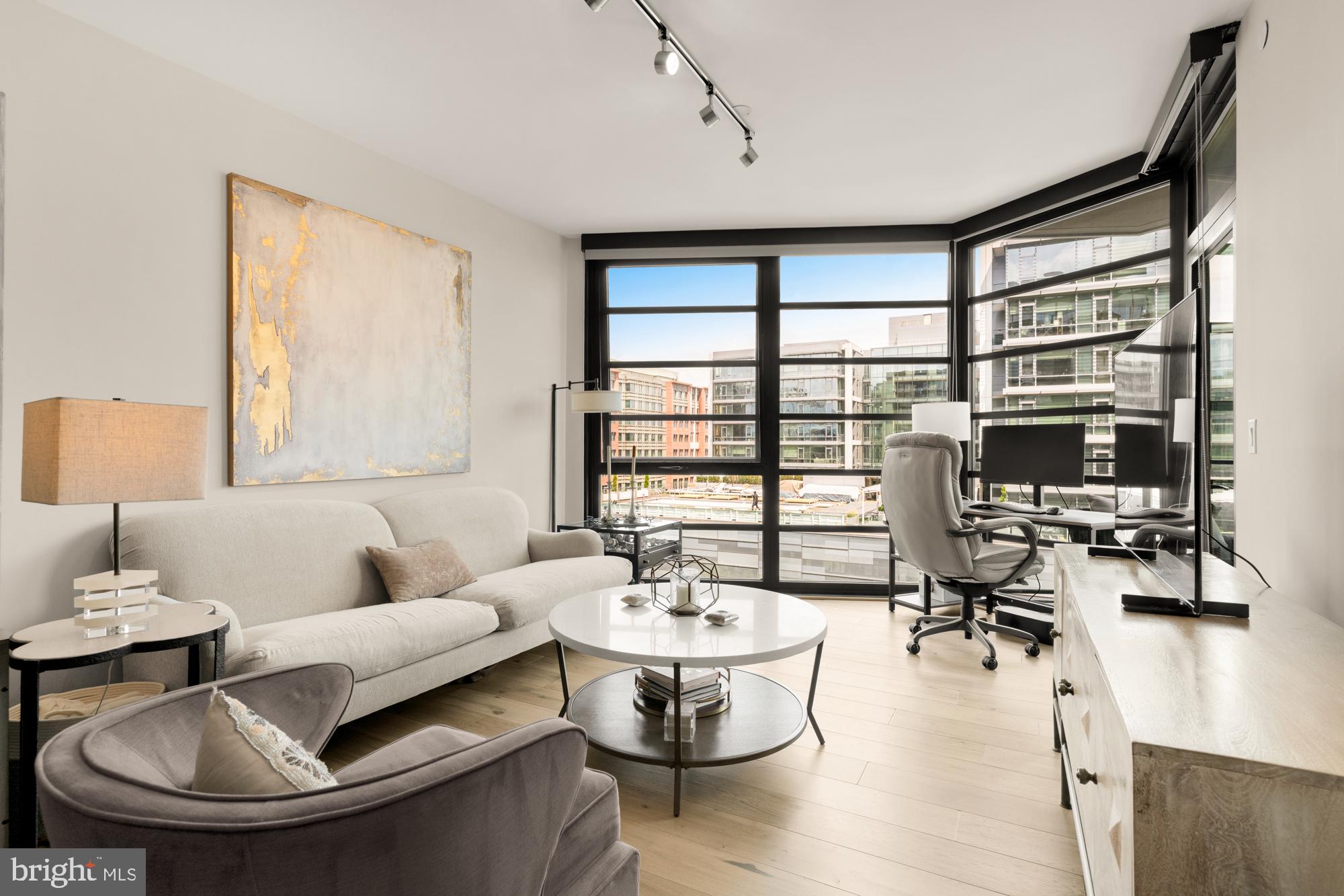 1300 4TH STREET SE 613