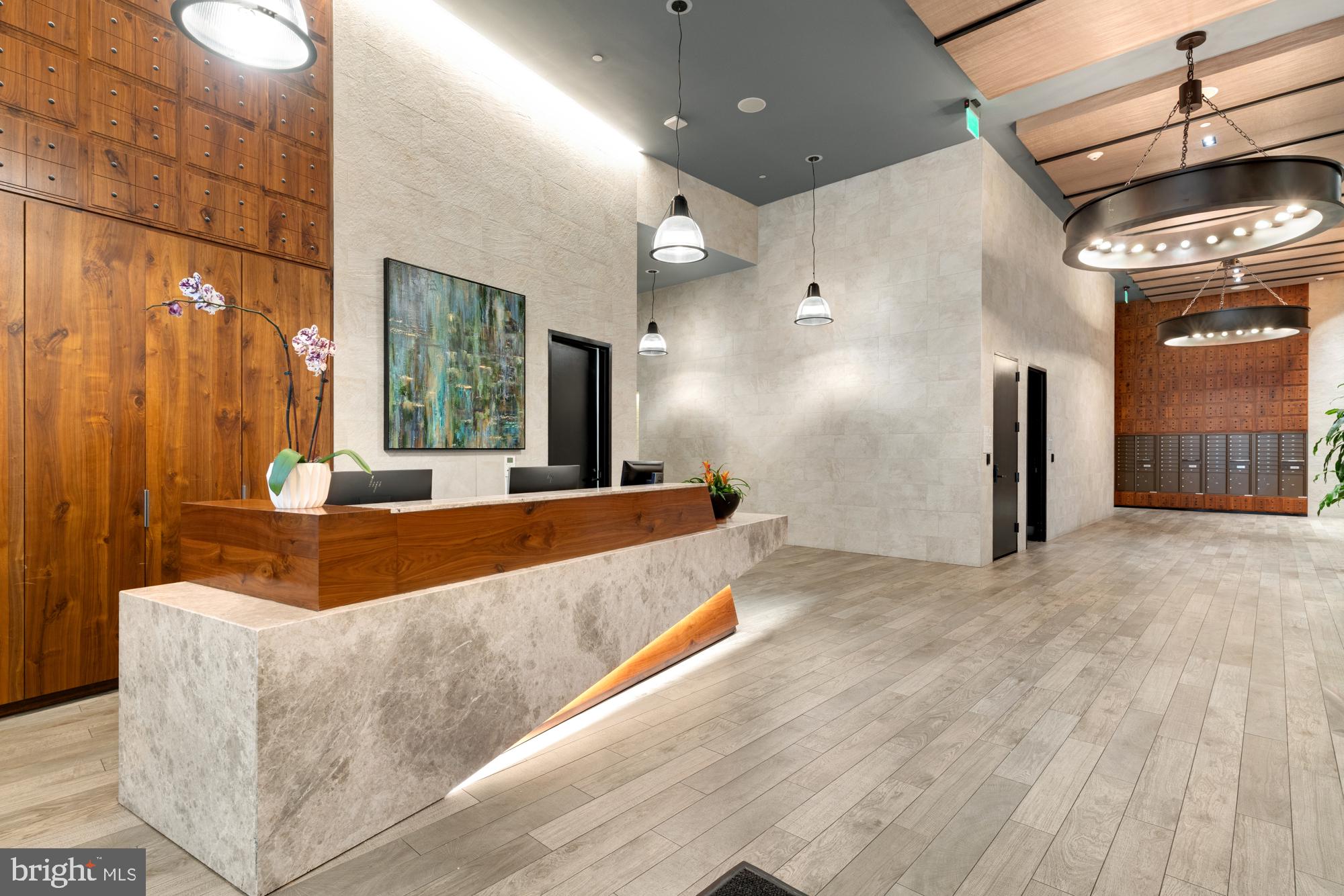 1300 4TH STREET SE 613