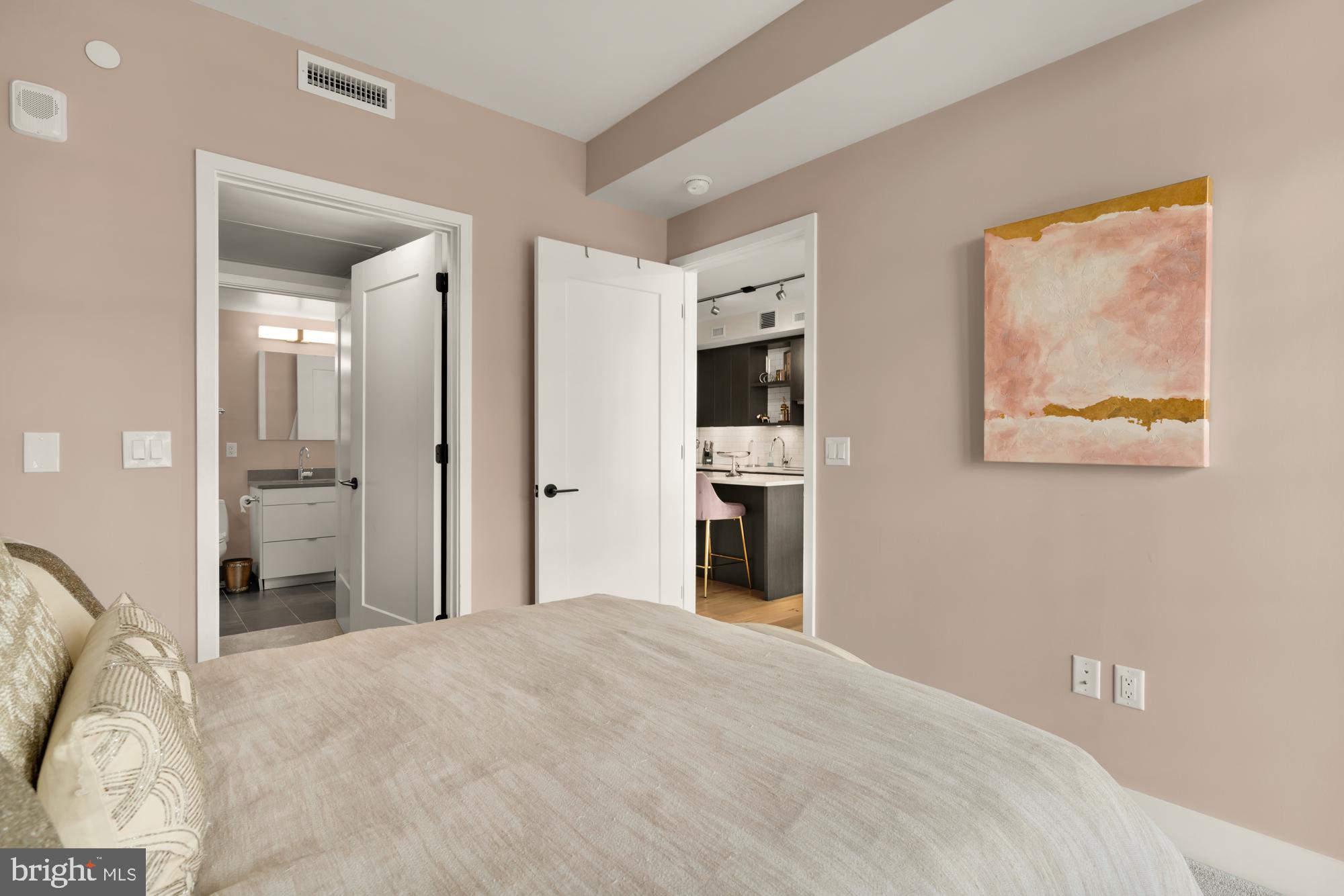 1300 4TH STREET SE 613