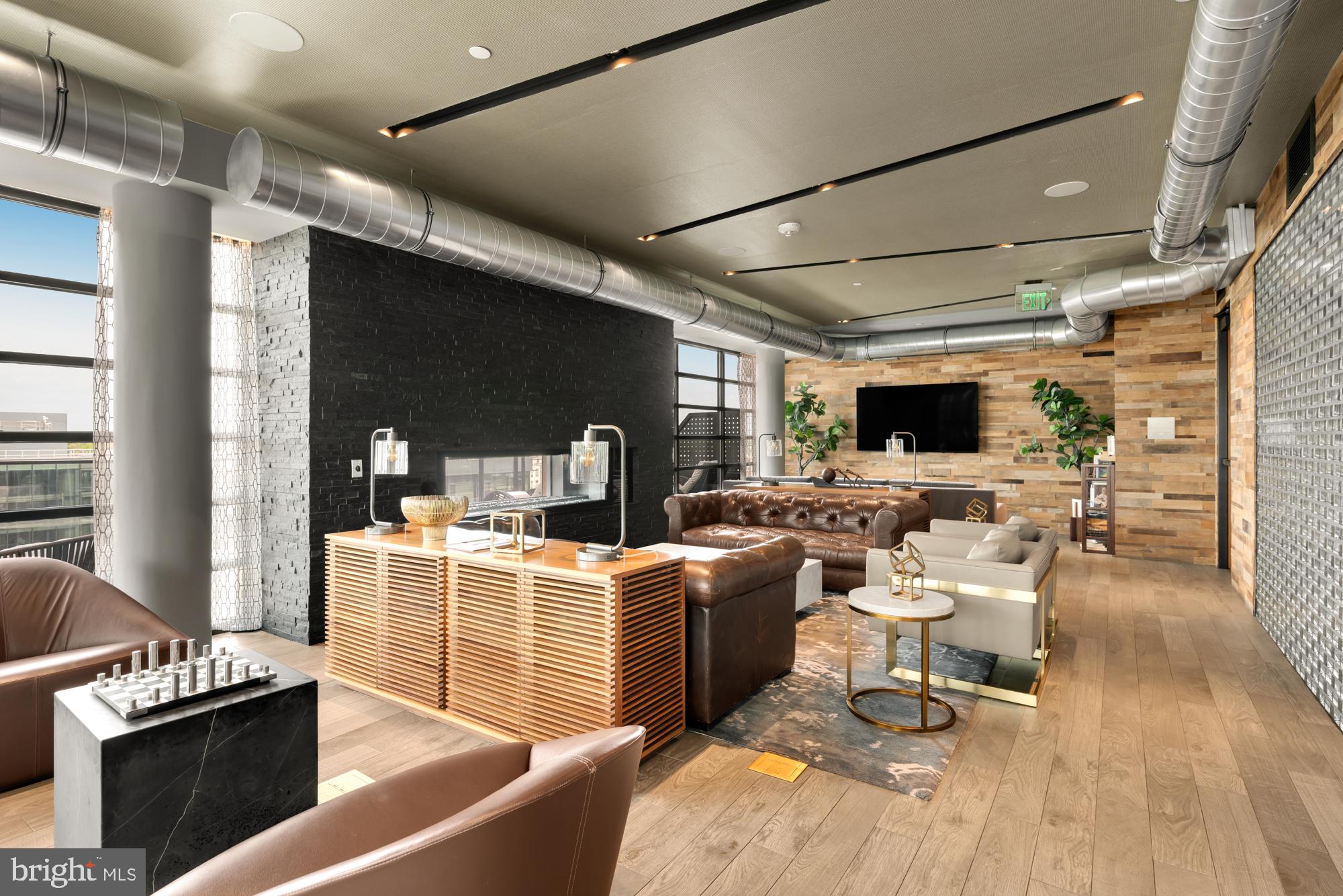 1300 4TH STREET SE 613