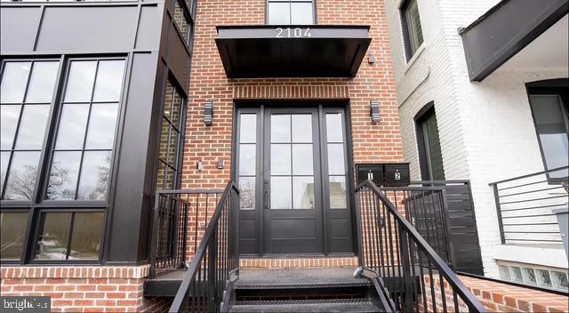 2104 4TH STREET NE 1
