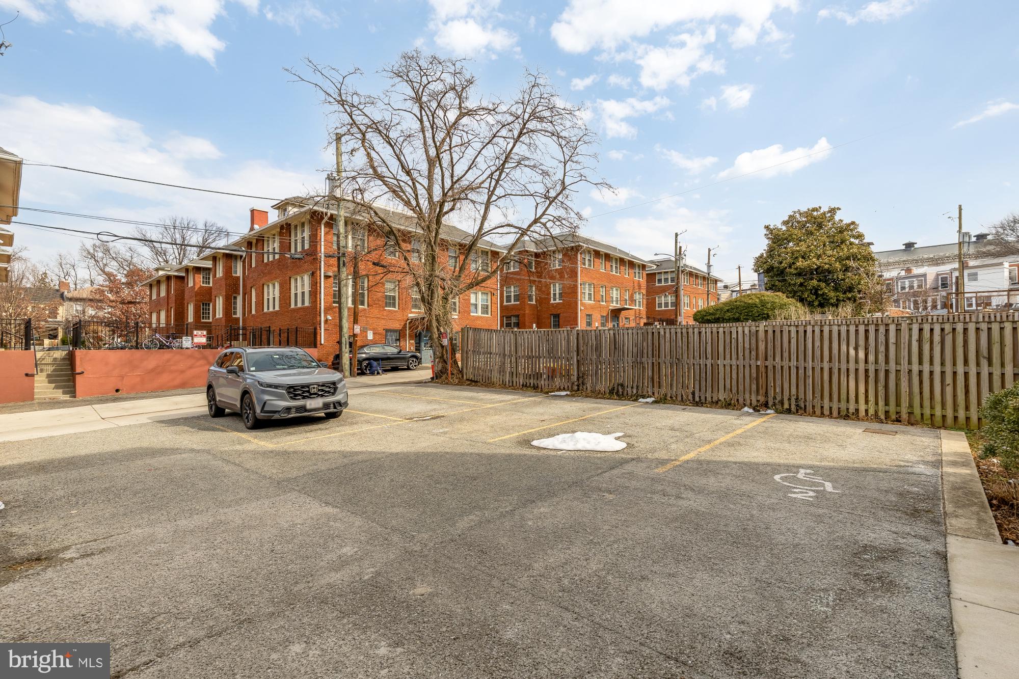 129 VARNUM STREET NW 6