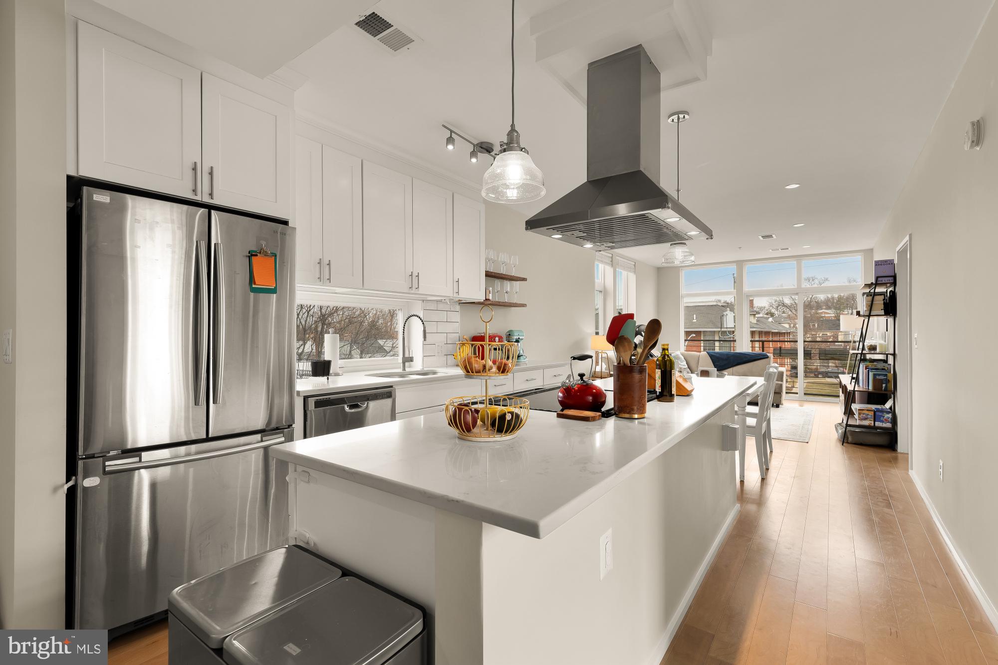 129 VARNUM STREET NW 6