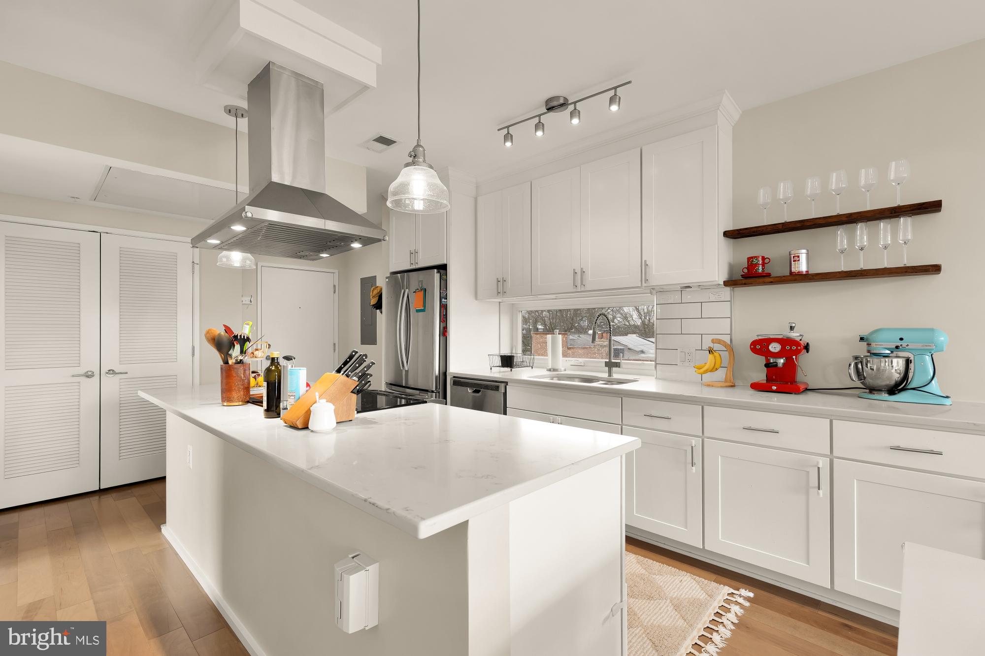 129 VARNUM STREET NW 6