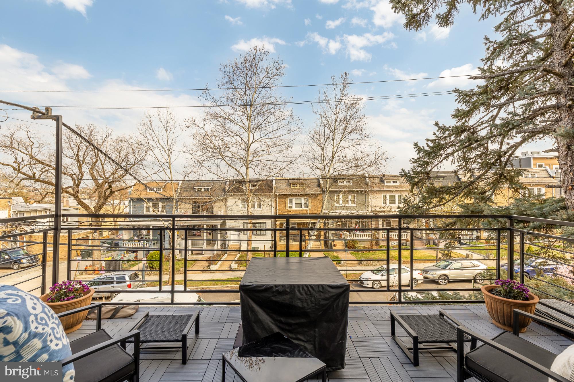 432 EMERSON STREET NW